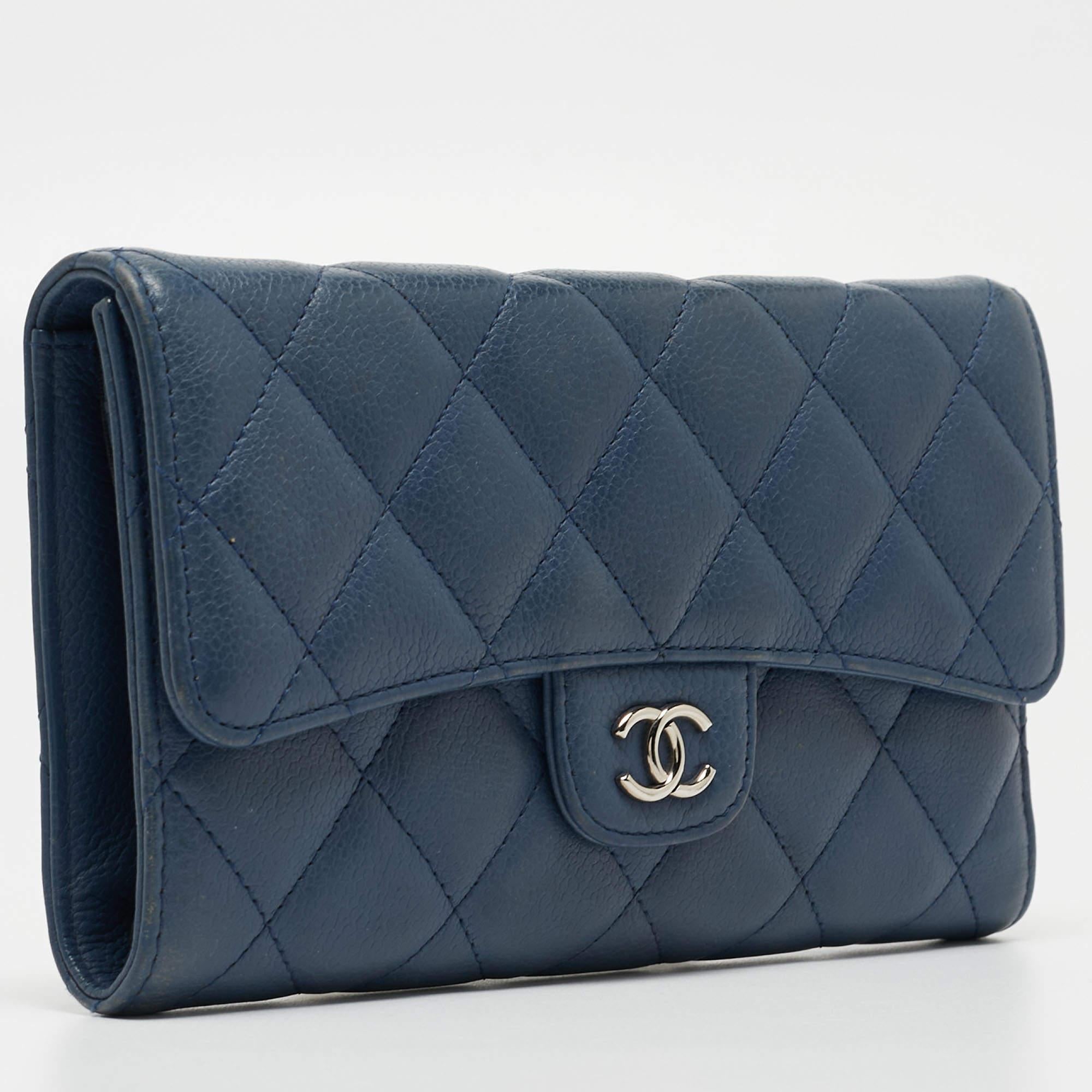 Chanel Blue Quilted Caviar Leather Classic Flap Wallet For Sale 16
