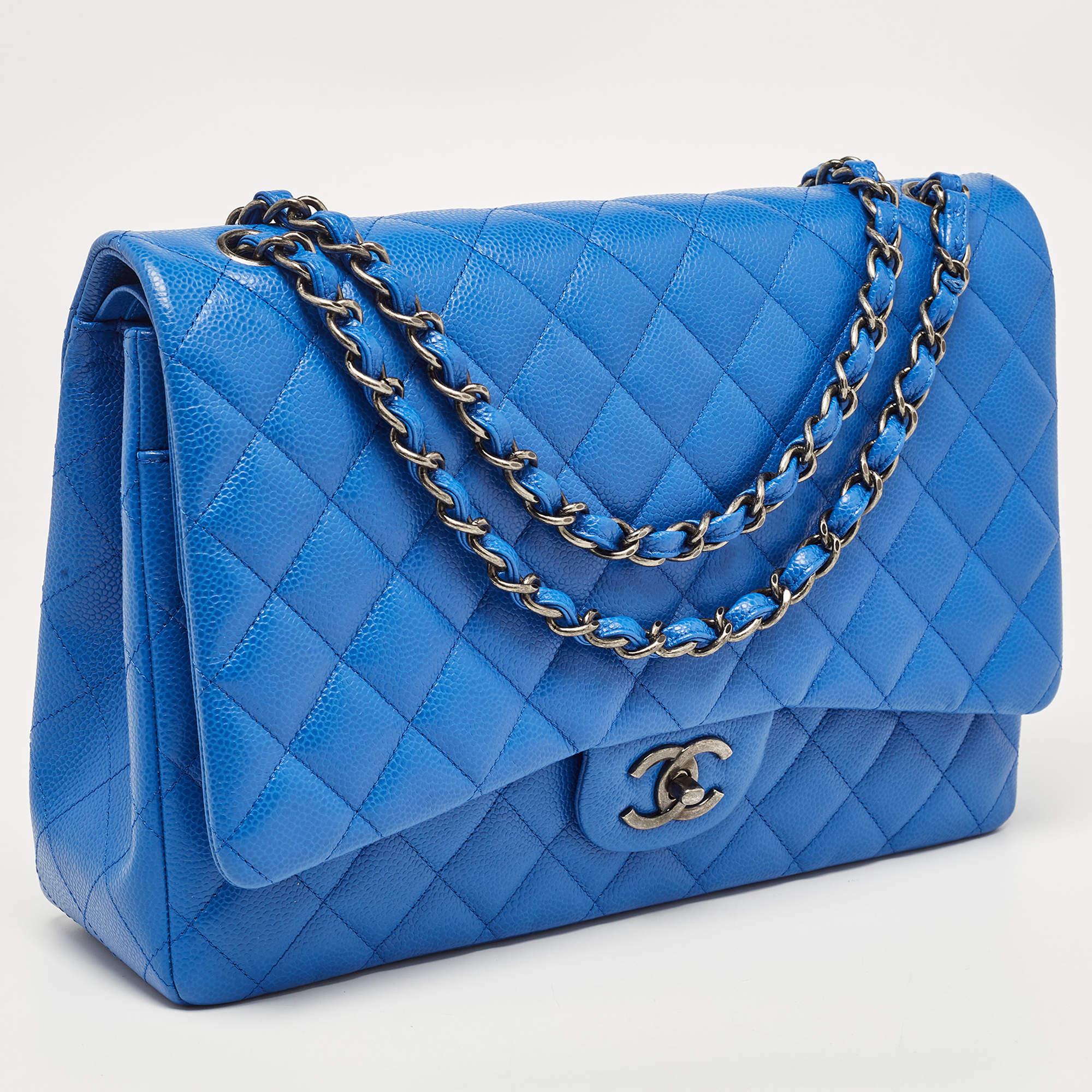 Chanel Blue Quilted Caviar Leather Maxi Classic Double Flap Bag In Good Condition For Sale In Dubai, Al Qouz 2