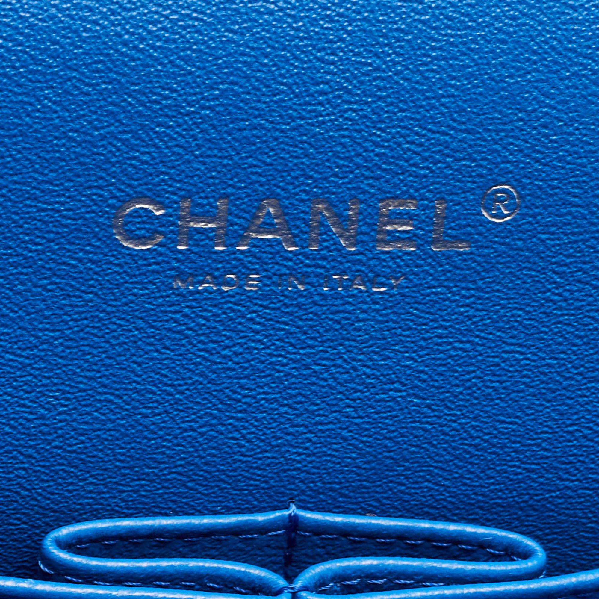 Chanel Blue Quilted Caviar Leather Maxi Classic Double Flap Bag For Sale 2