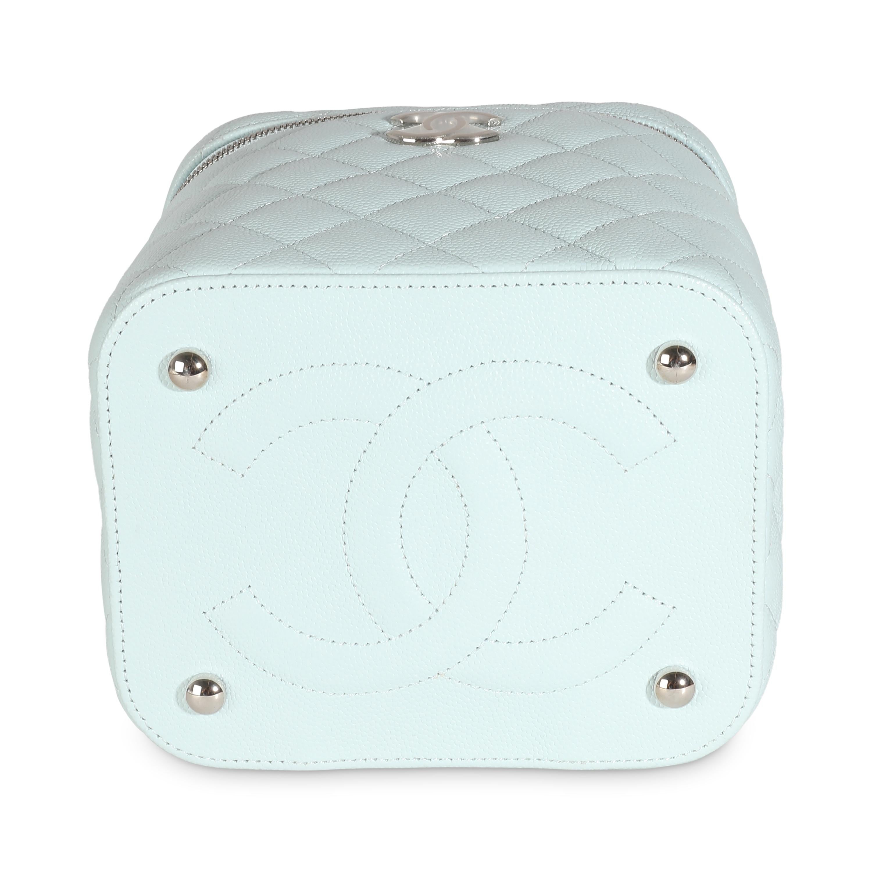 Chanel Blue Quilted Caviar Top Handle Vanity Case For Sale 3