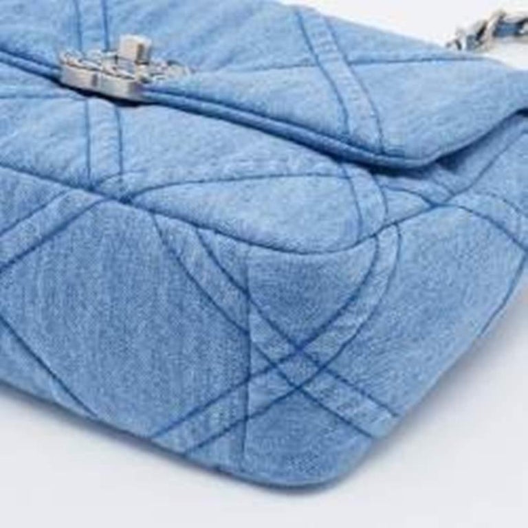 Chanel Blue Quilted Denim Medium 19 Flap Bag For Sale 8