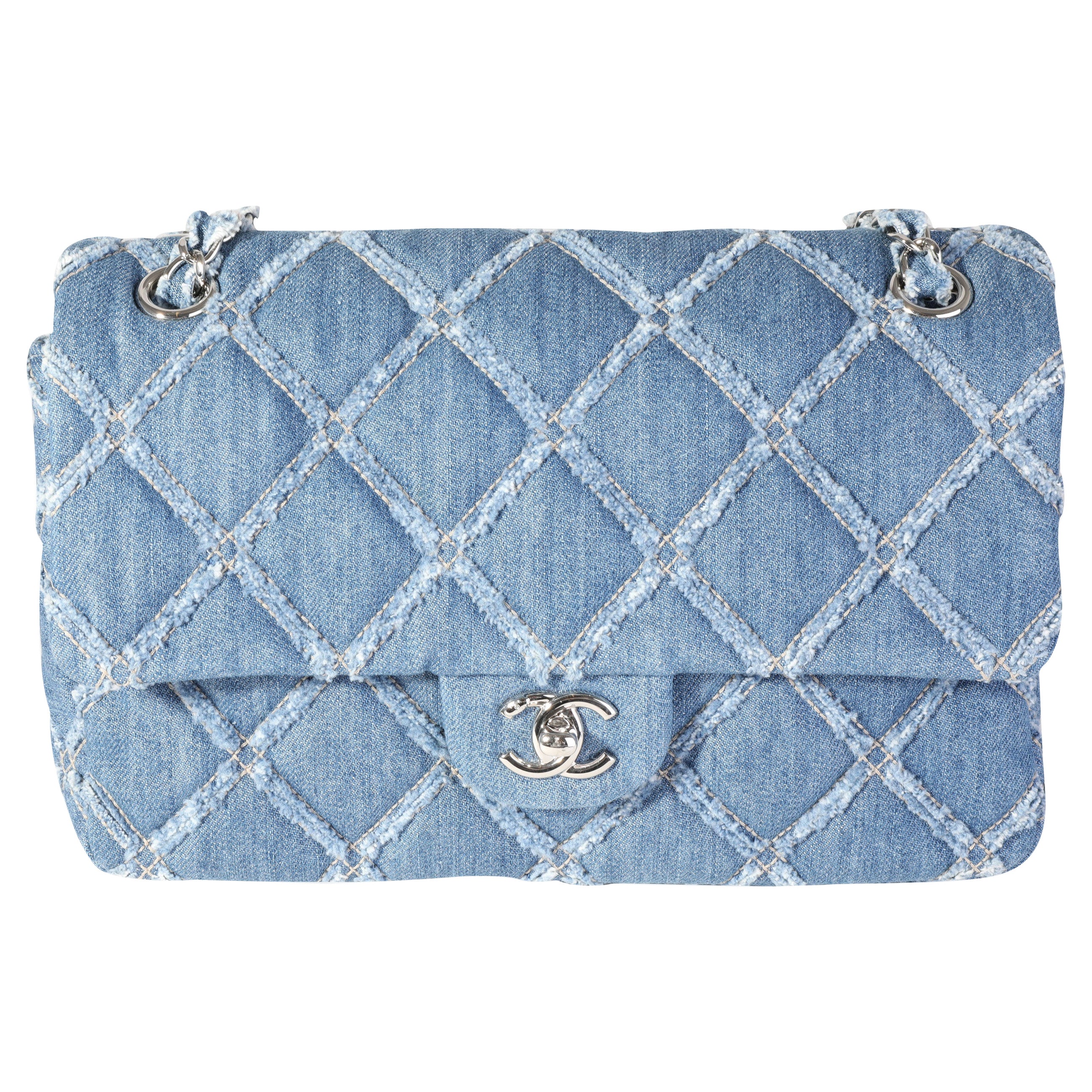 Chanel Blaue gesteppte Denim-Tasche mit einer Klappe