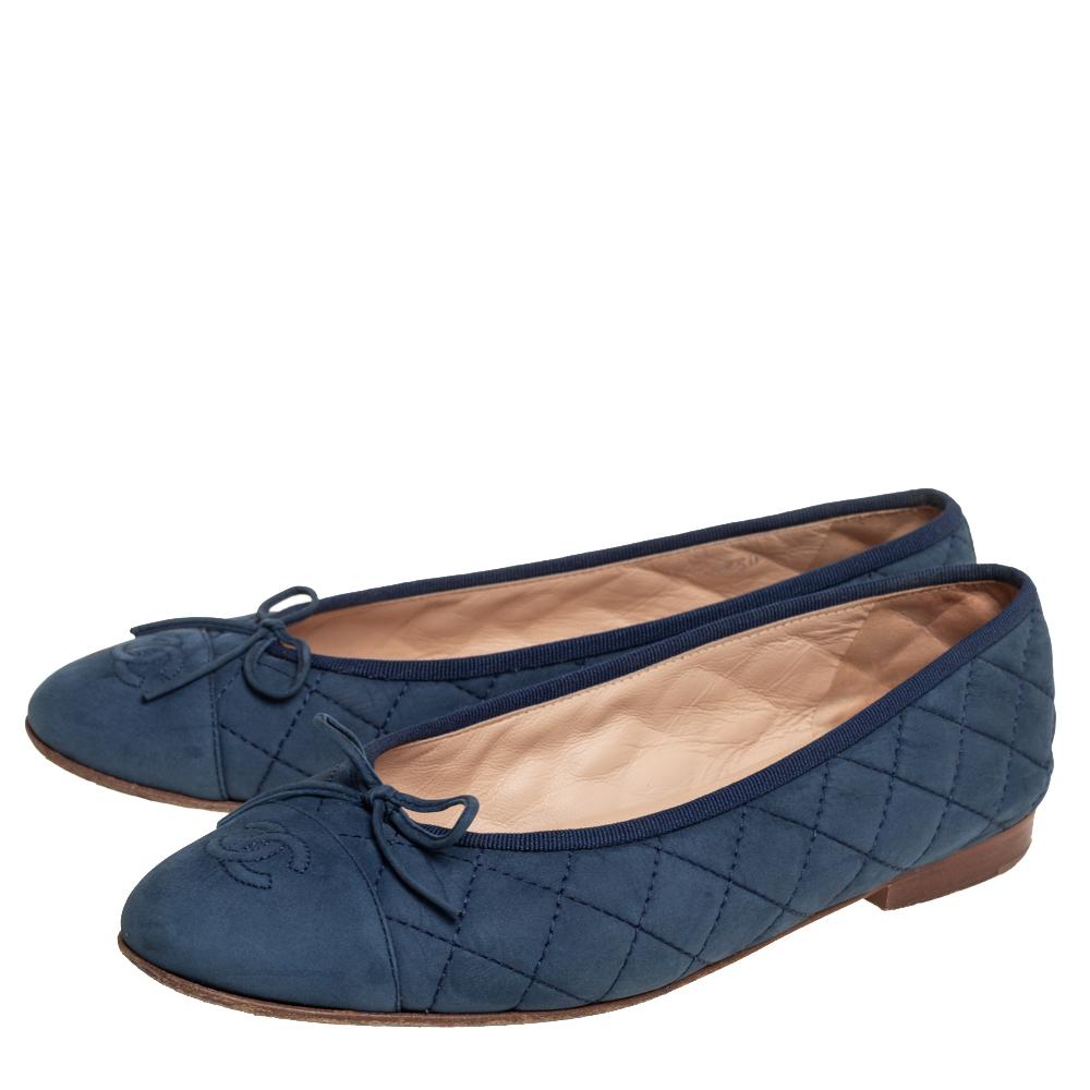 Chanel Blue Quilted Leather Ballet Flats Size 39 In Good Condition In Dubai, Al Qouz 2