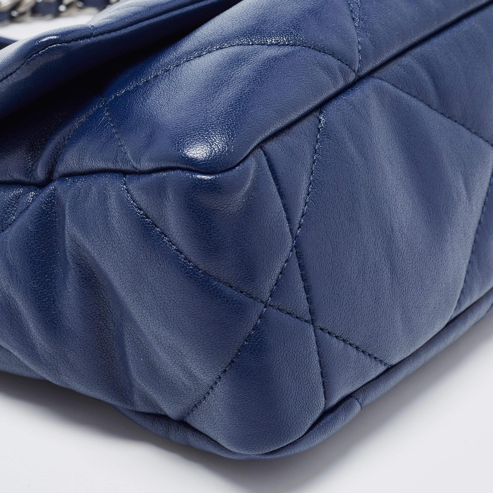 Chanel Bolso Solapa 19 Mediano Piel Acolchada Azul 5