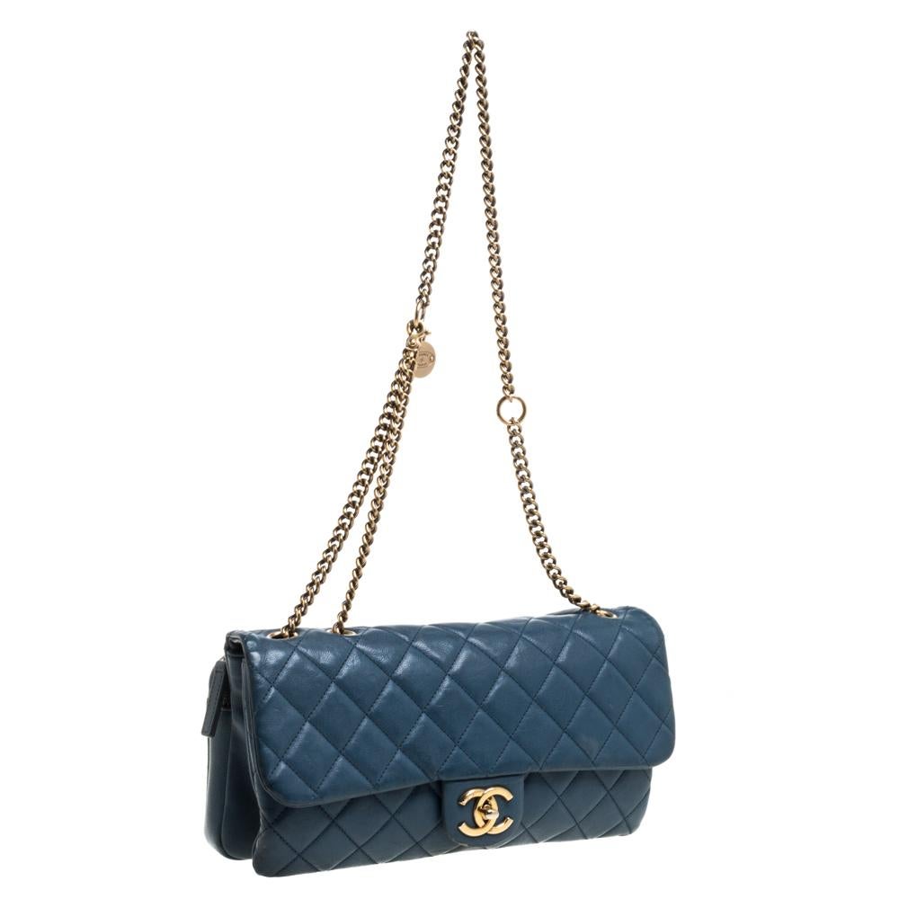 Chanel Blau Gestepptes Leder Reißverschluss Tasche zurück Klappe Tasche (Schwarz)