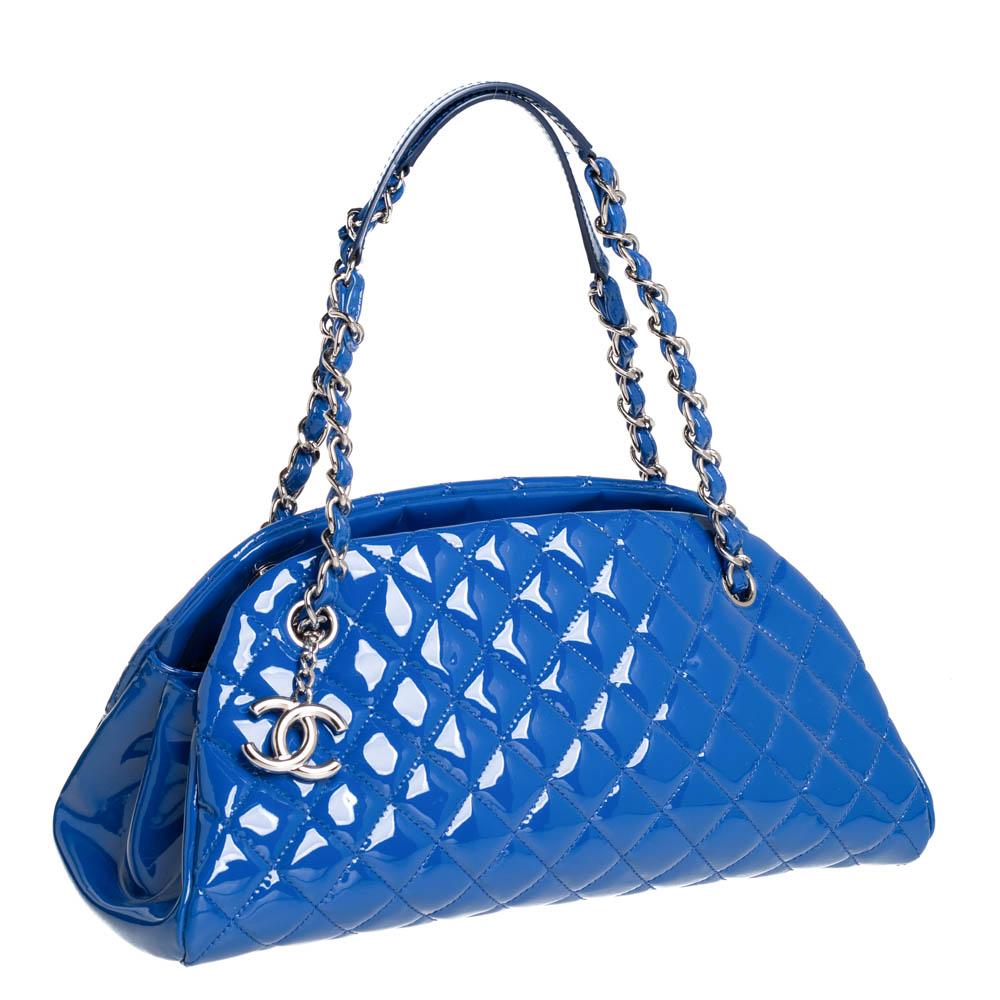 Chanel Blue Quilted Patent Medium Just Mademoiselle Bowling Bag In Good Condition In Dubai, Al Qouz 2