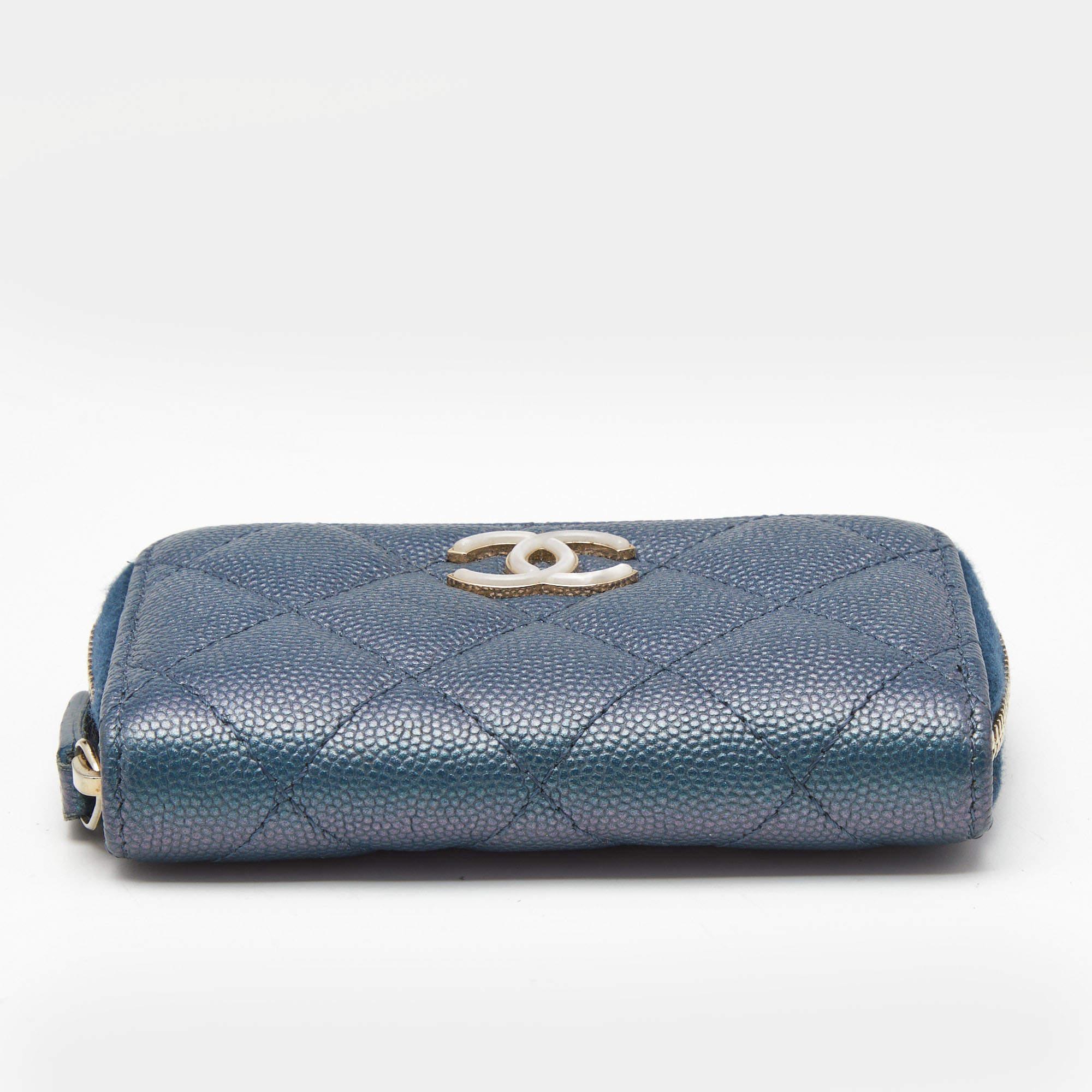 Chanel Blue Quilted Shimmer Caviar Leather Classic Zipped Coin Purse For Sale 3