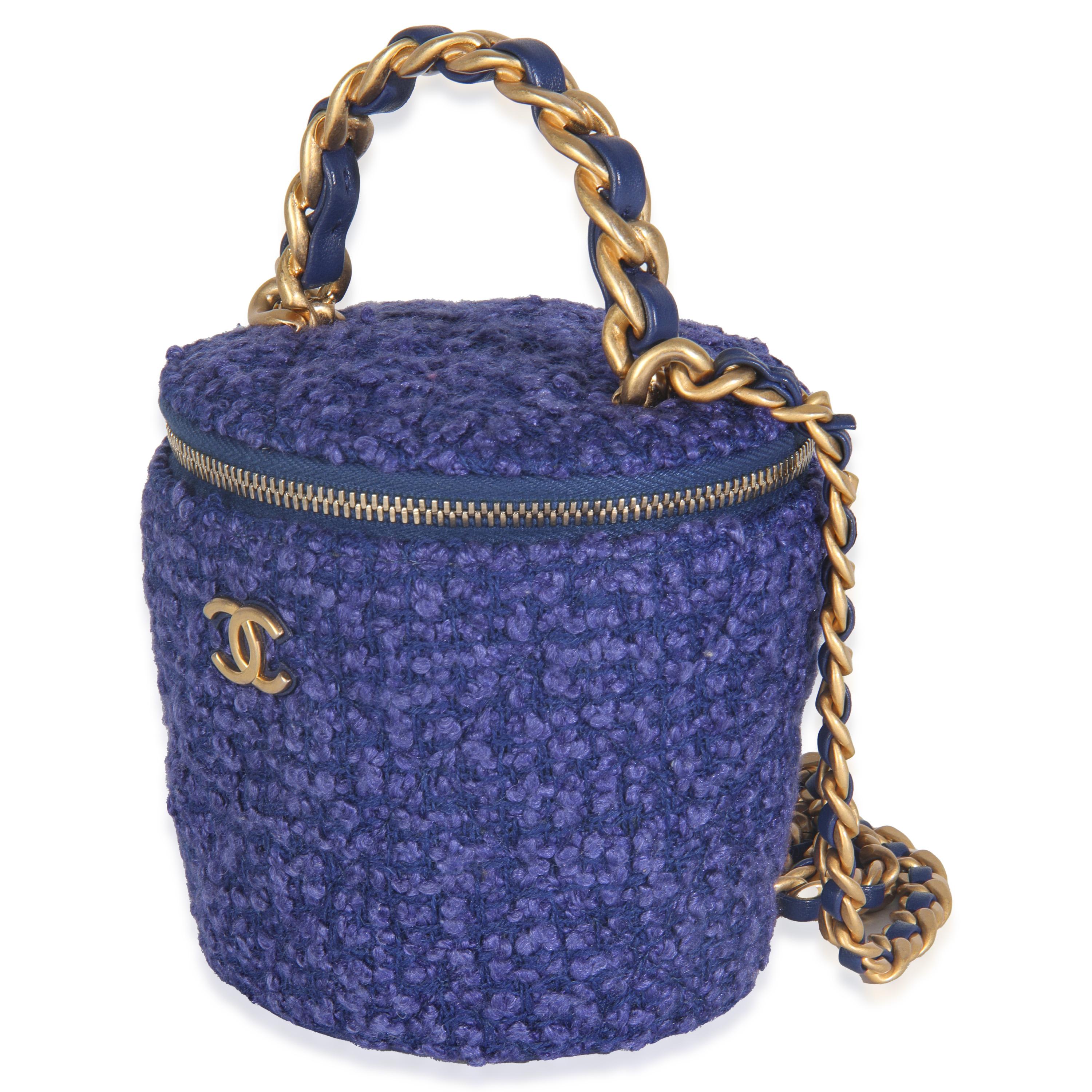 Chanel Blue Quilted Tweed Afternoon Tea Top Handle Vanity Case With Chain Excellent état - En vente à New York, NY