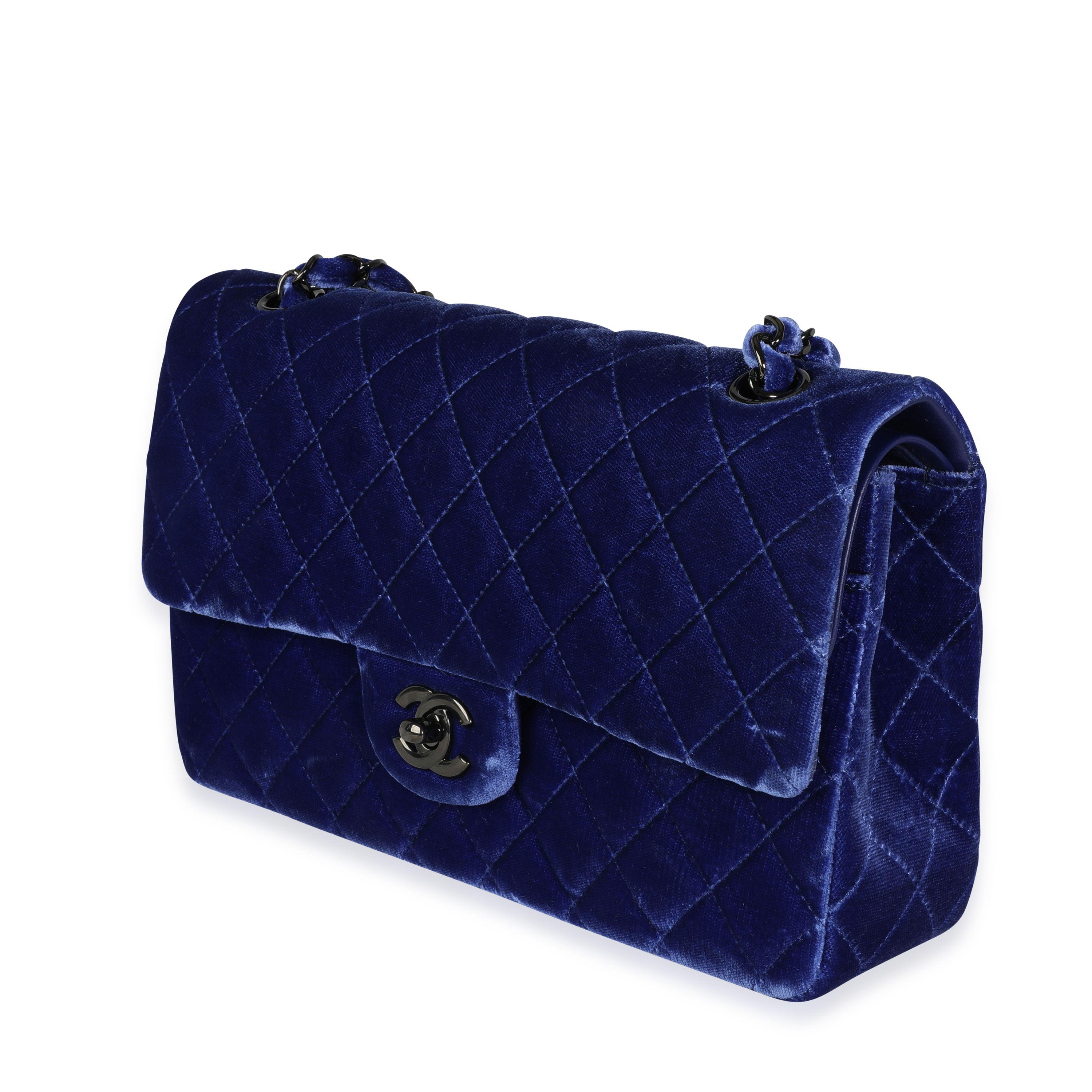 Women's or Men's Chanel Blue Quilted Velvet Medium Classic Double Flap Bag