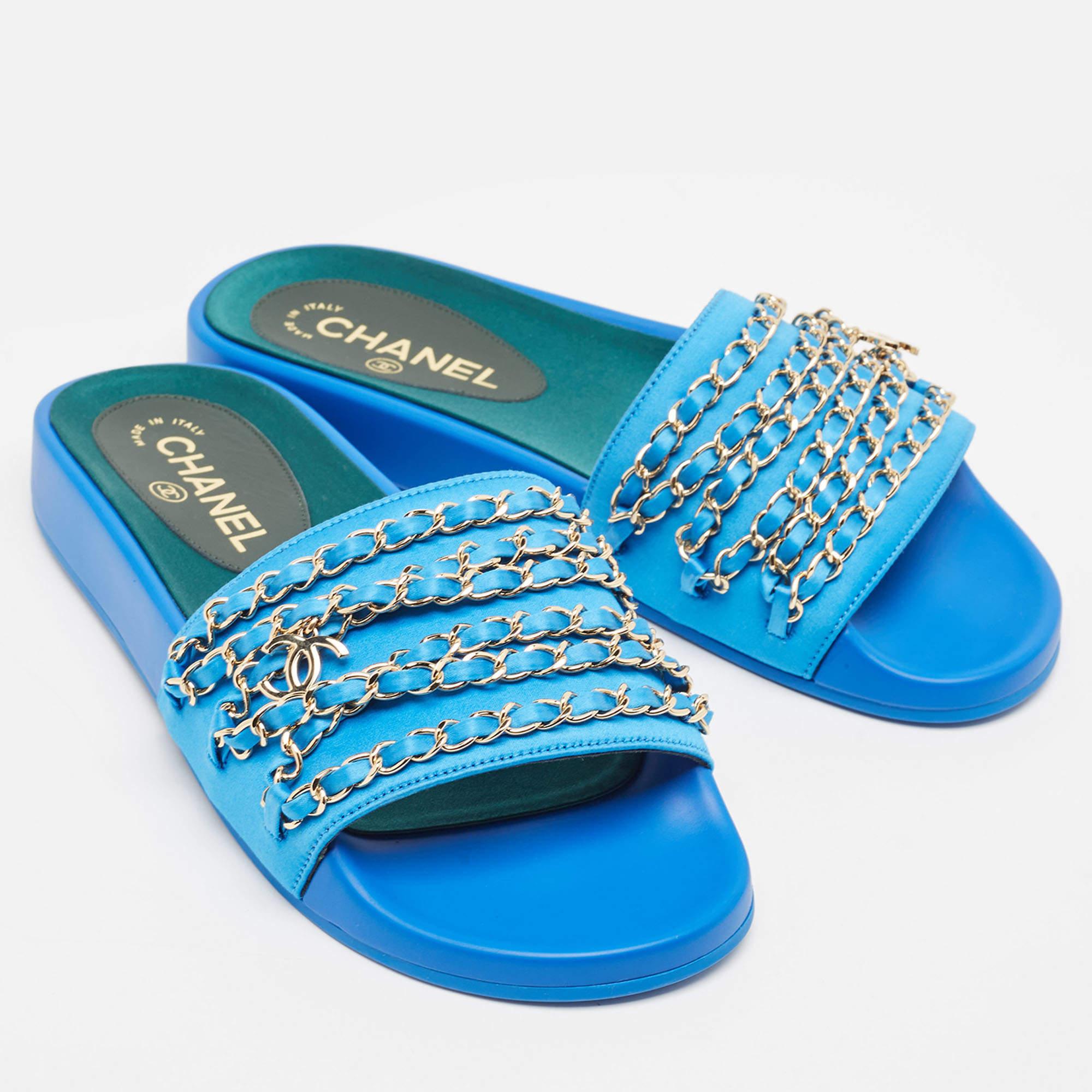 Women's Chanel Blue Satin Tropiconic Chain Detail Flat Slides Size 38