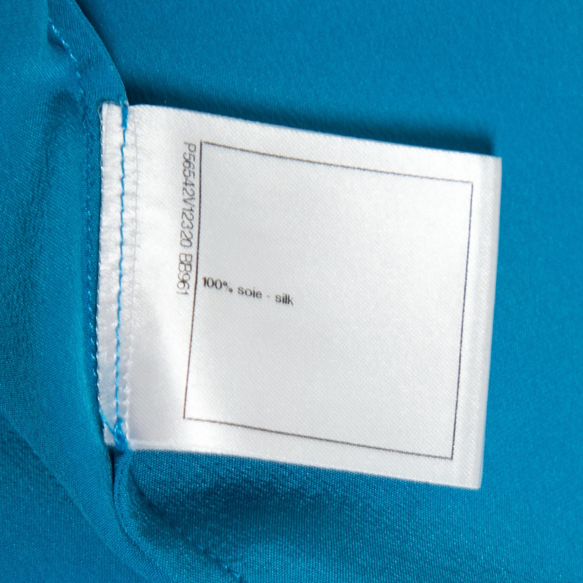 Chanel Blaue Seidenbluse mit Velcro-Besatz und Knopfleiste S im Angebot 1