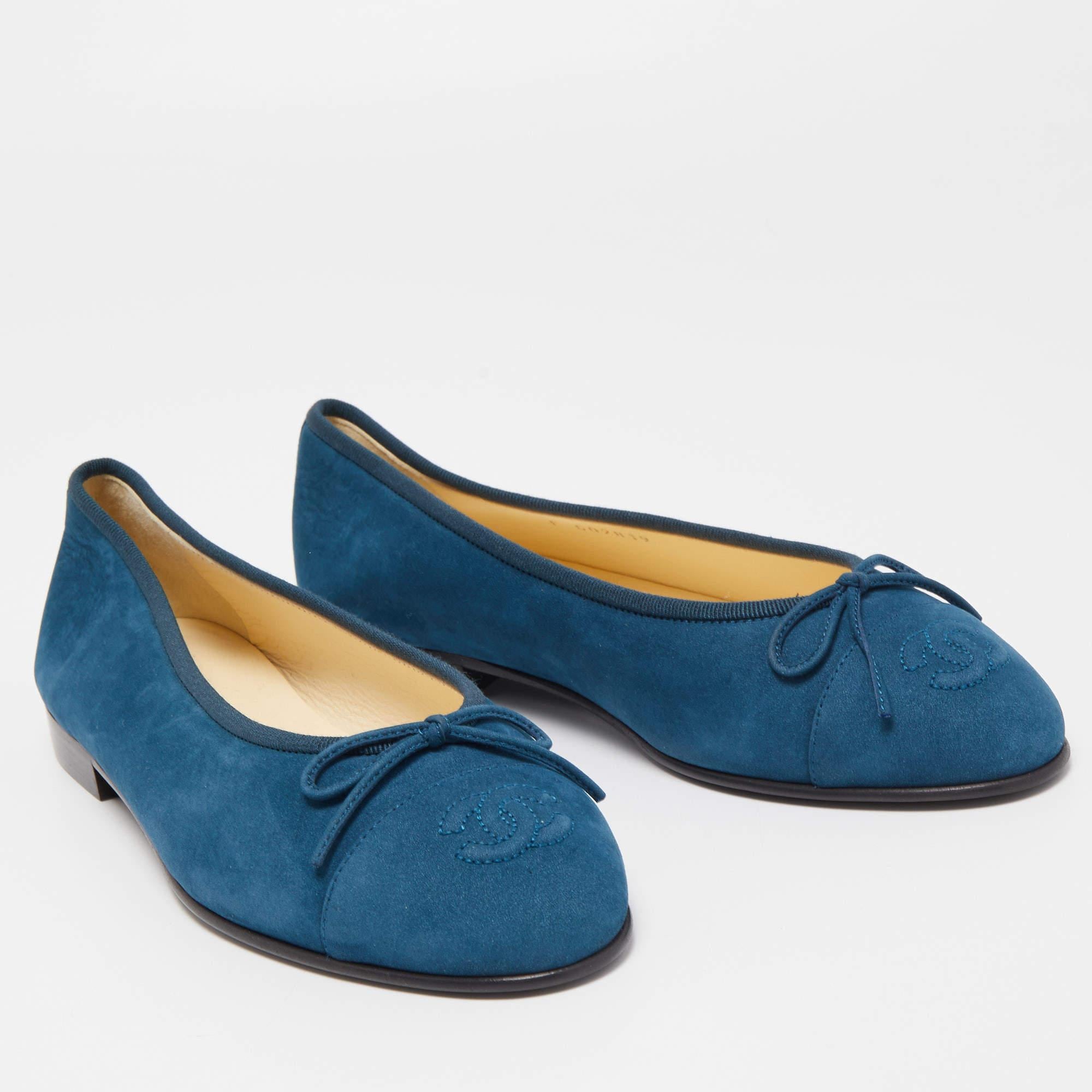 Women's Chanel Blue Suede CC Cap Top Ballet Flats Size 40