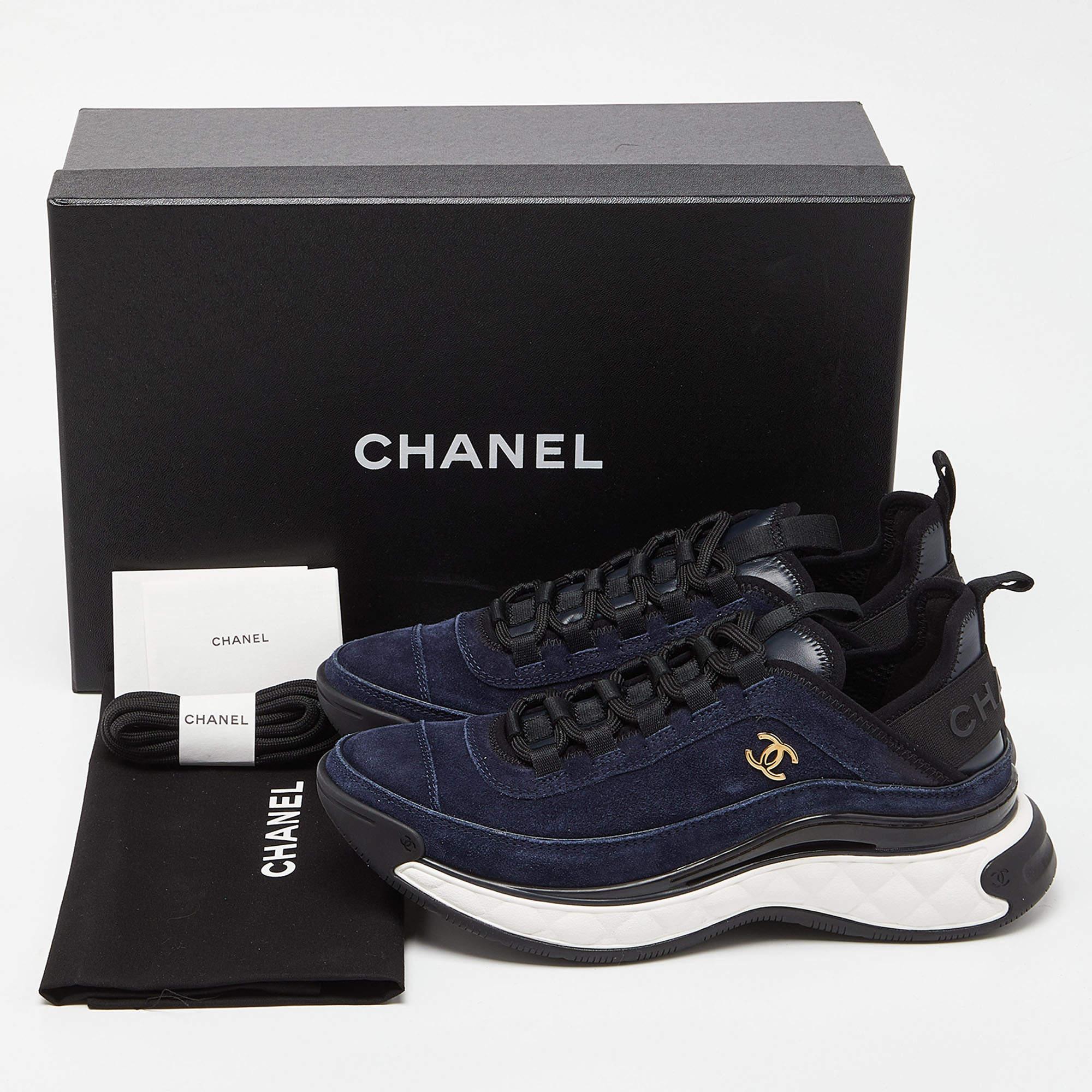 Chanel Blue Suede CC Low Top Sneakers Size 37 For Sale 6