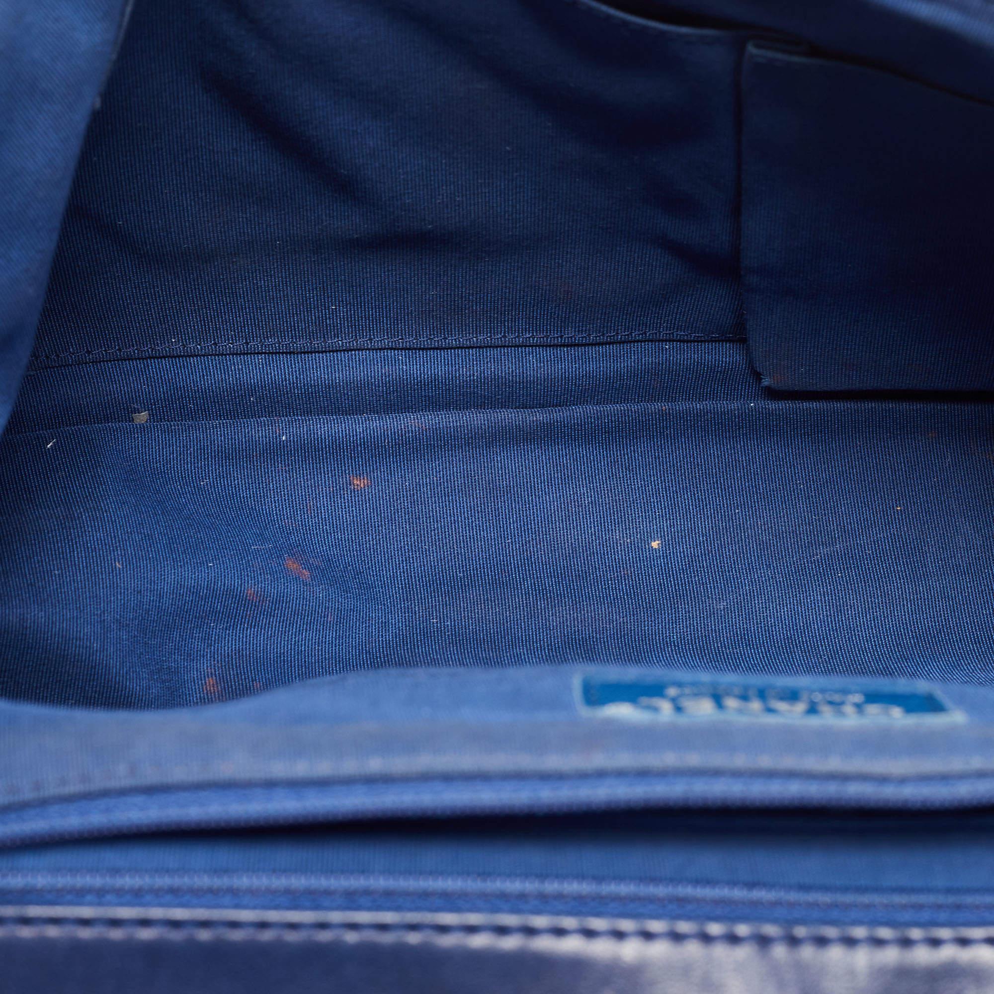 Chanel Blue Surpique Chevron Leather CC Flap Bag 12