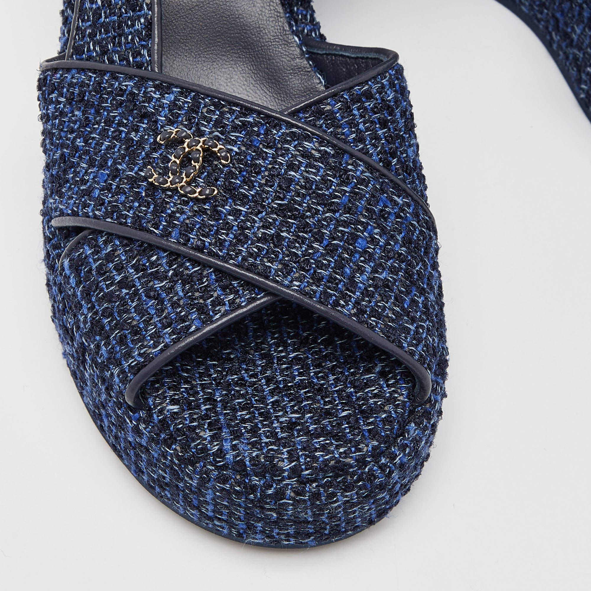 These sandals by Chanel are utterly mesmerizing and filled with so much beauty, they make our hearts flutter. They carry well-designed front straps along with ankle fastenings and gold-tone hardware. They'll look fabulous with calf-length dresses.

