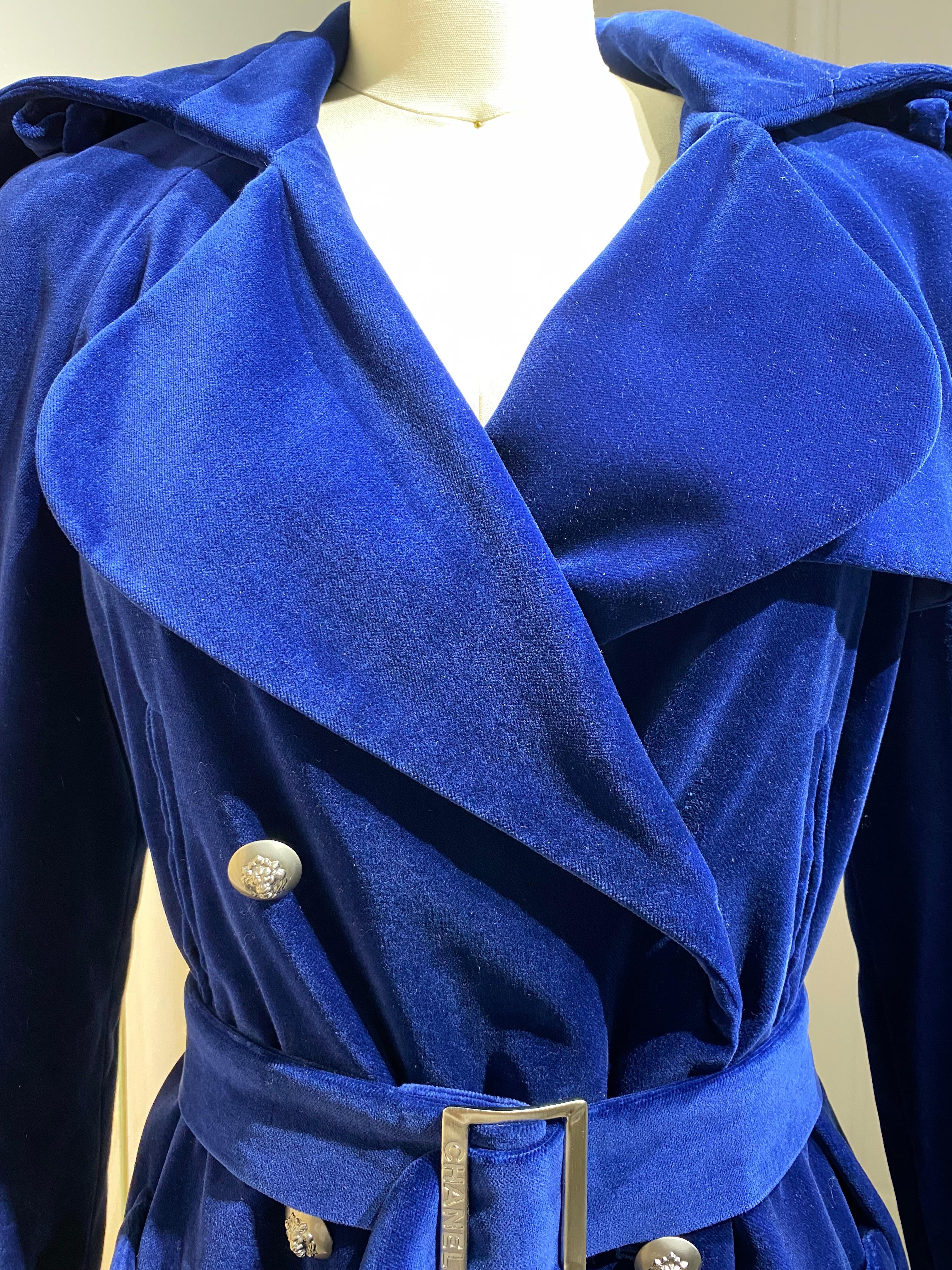 CHANEL Blue Velvet Double Breast Coat with Belt For Sale 2