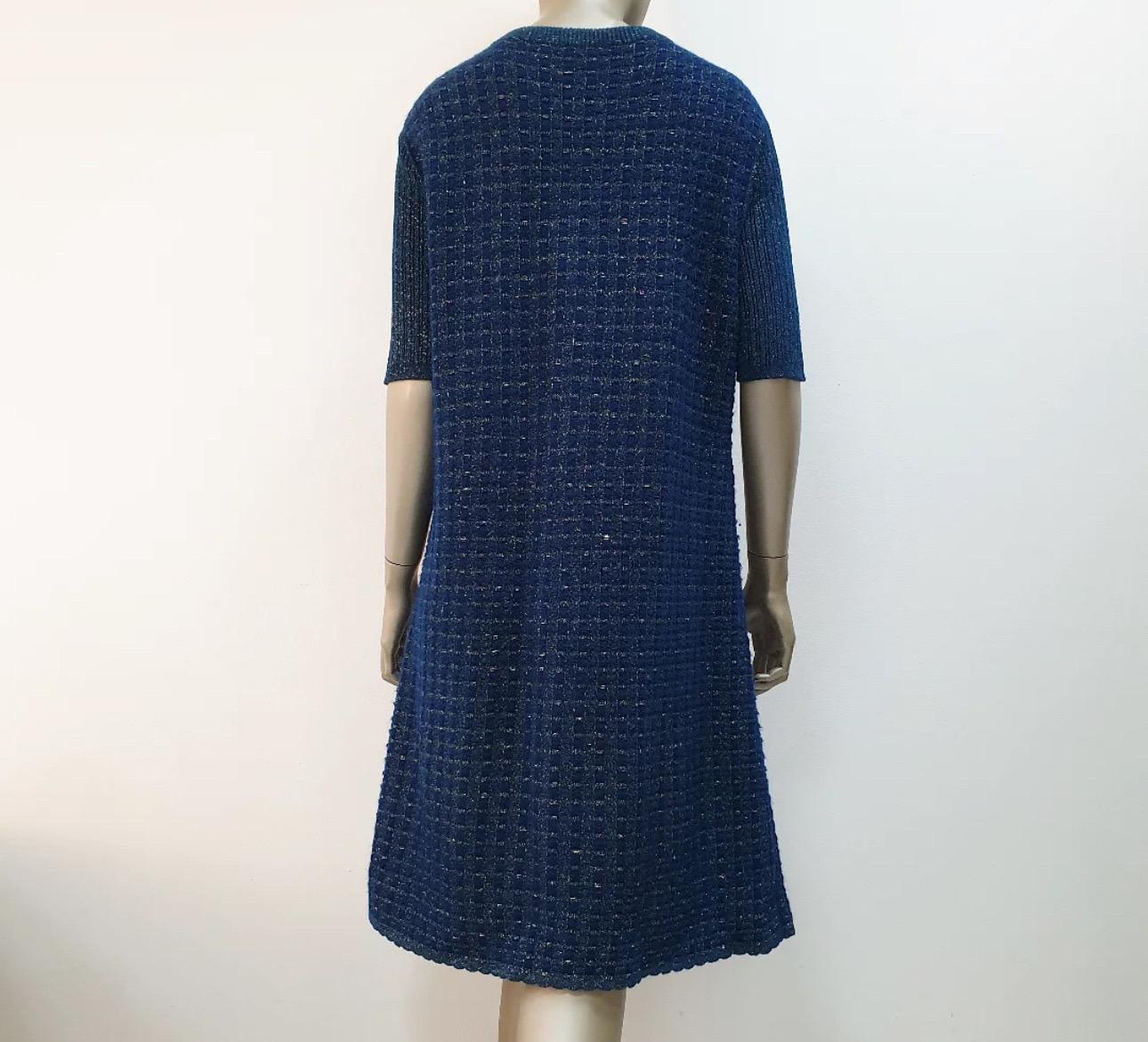 CHANEL Blau Viskose 2017 17A COSMOPOLITE Lerex Tweed Kleid Sz.44 (Schwarz) im Angebot