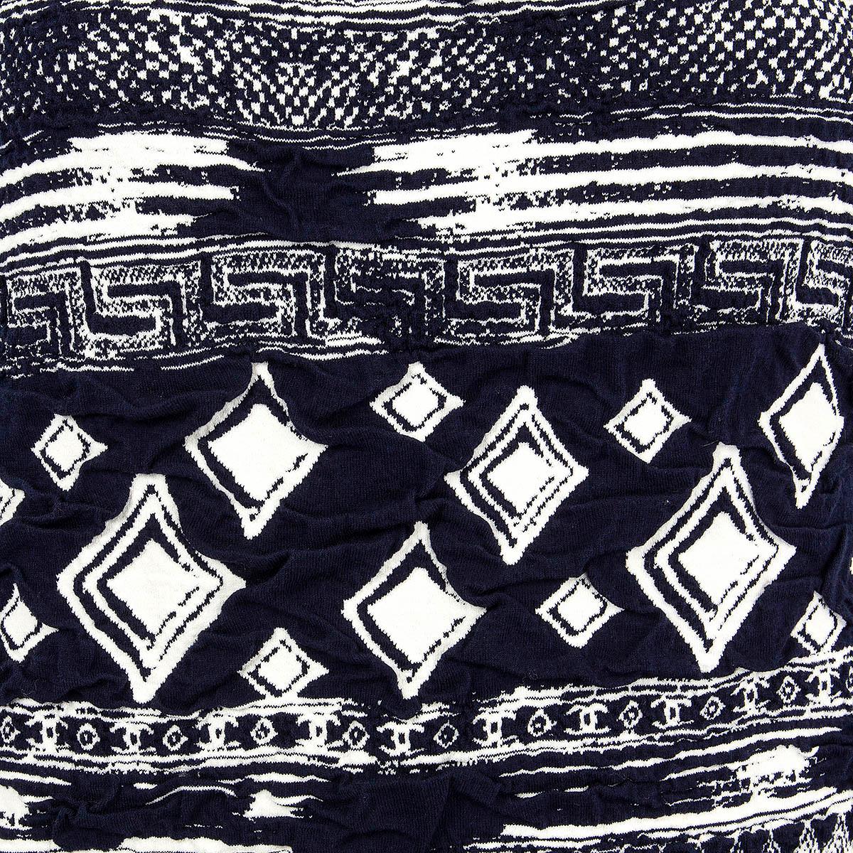 Black CHANEL blue & white cotton 2016 16C GREECE PRINTED Sleeveless Knit Dress 40 M For Sale