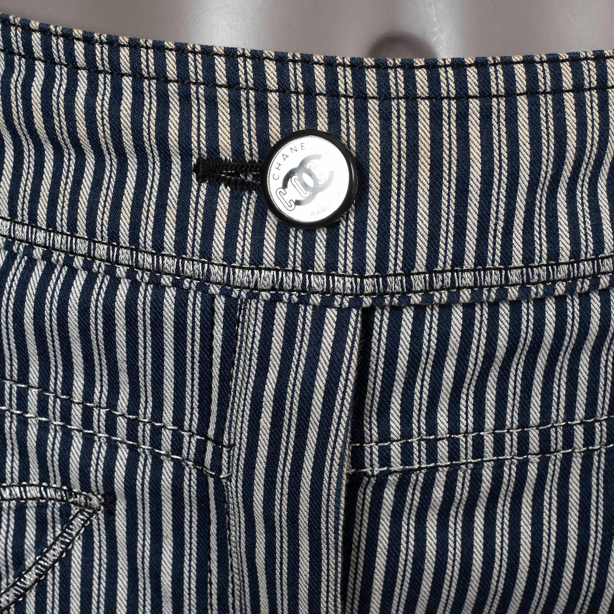 Women's CHANEL blue & white cotton denim 2008 08C LA STRIPED WIDE JEANS Pants 36 XS For Sale