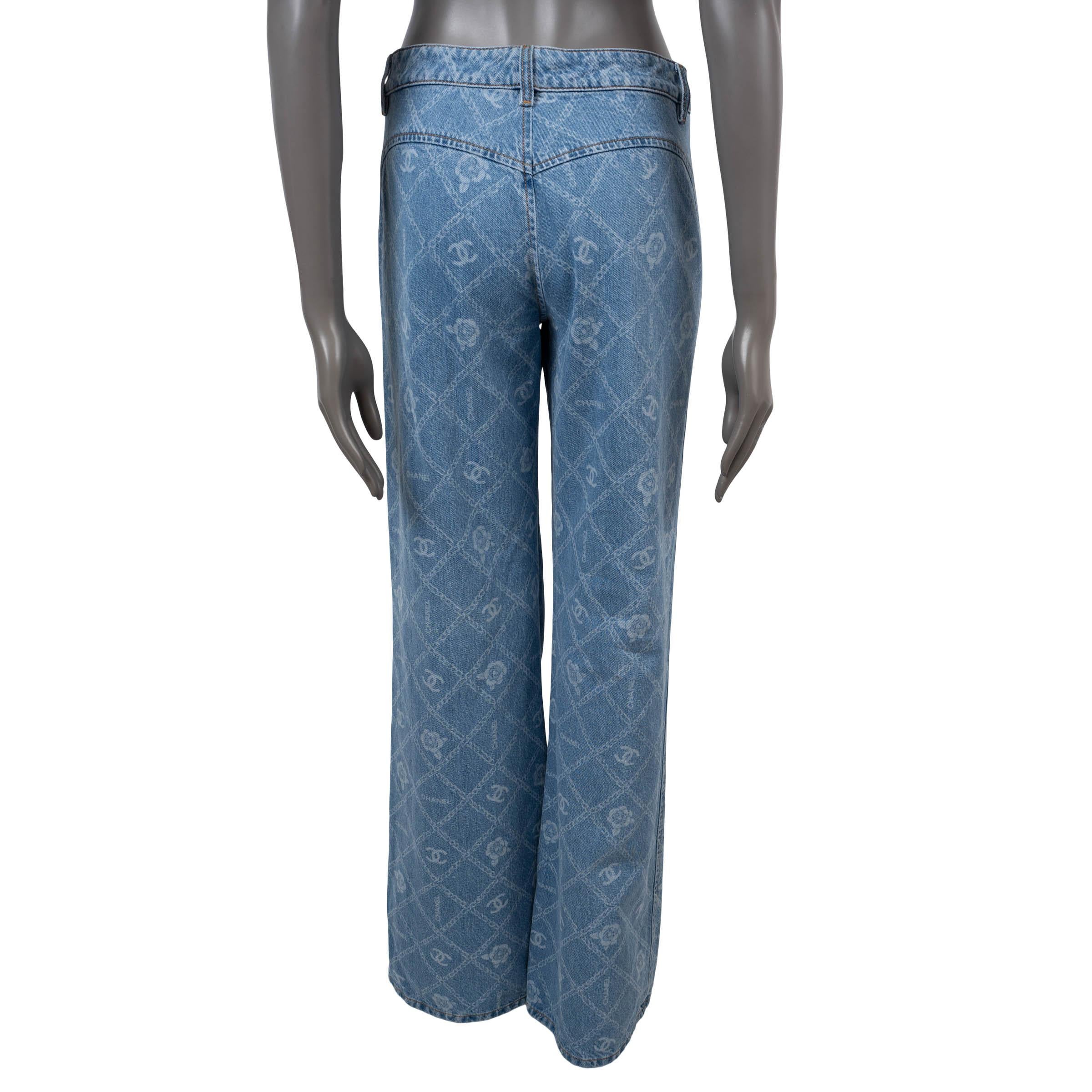 CHANEL Blau-weiße Baumwoll-Denim-Hose aus Baumwolle 2023 23A DAKAR LOGO WIDE JEANS 38 S (Grau)