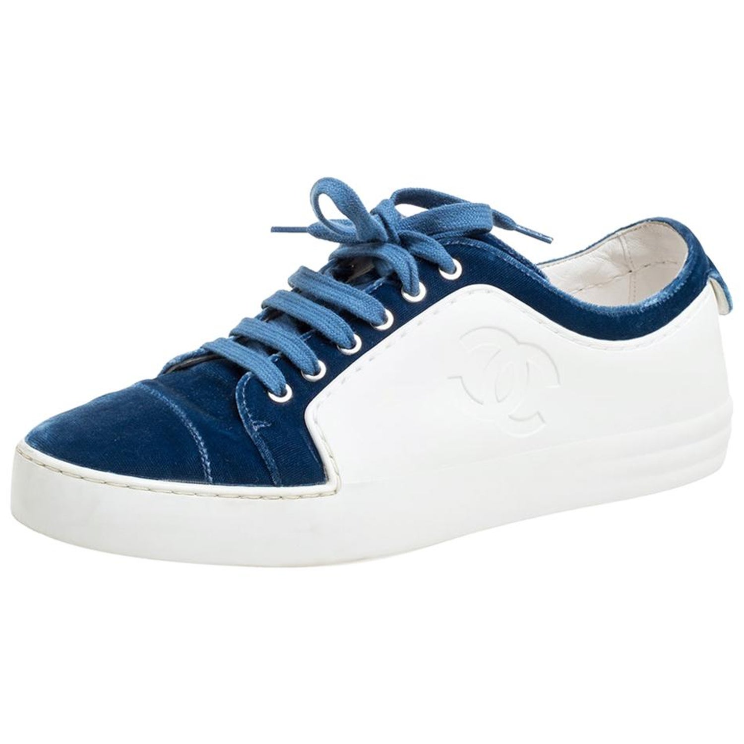 Chanel Blue/White Rubber and Velvet CC Trainer Low Top Sneakers Size 38.5  at 1stDibs | chanel white trainer