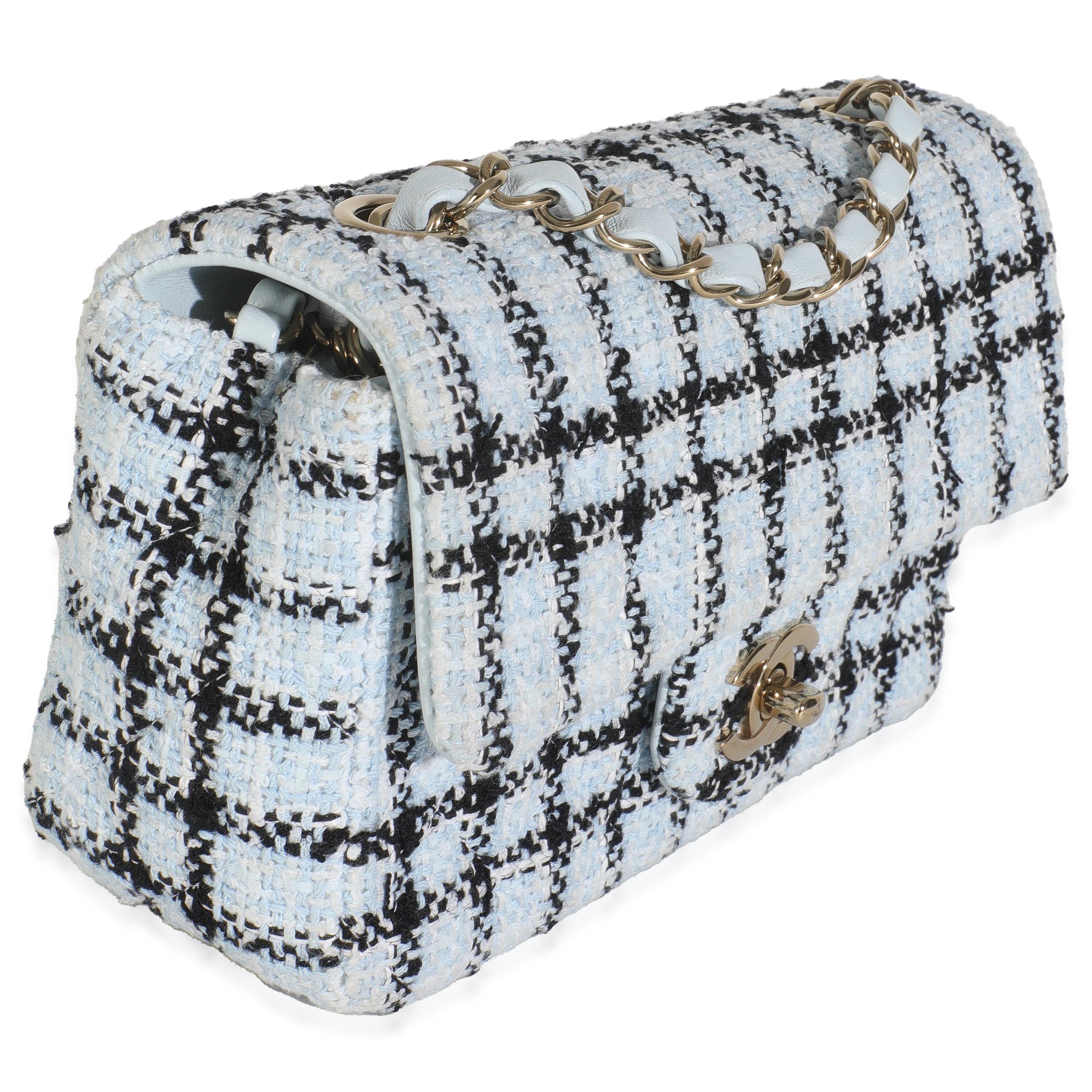 Gris Chanel Blue White Tweed Quilted Mini Rectangular Flap Bag en vente