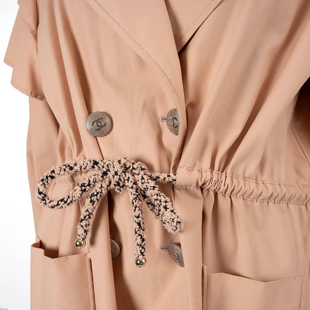 CHANEL blush pink cotton 2018 18P RUFFLED DRAWSTRING TRNECH Coat Jacket 42 L For Sale 2