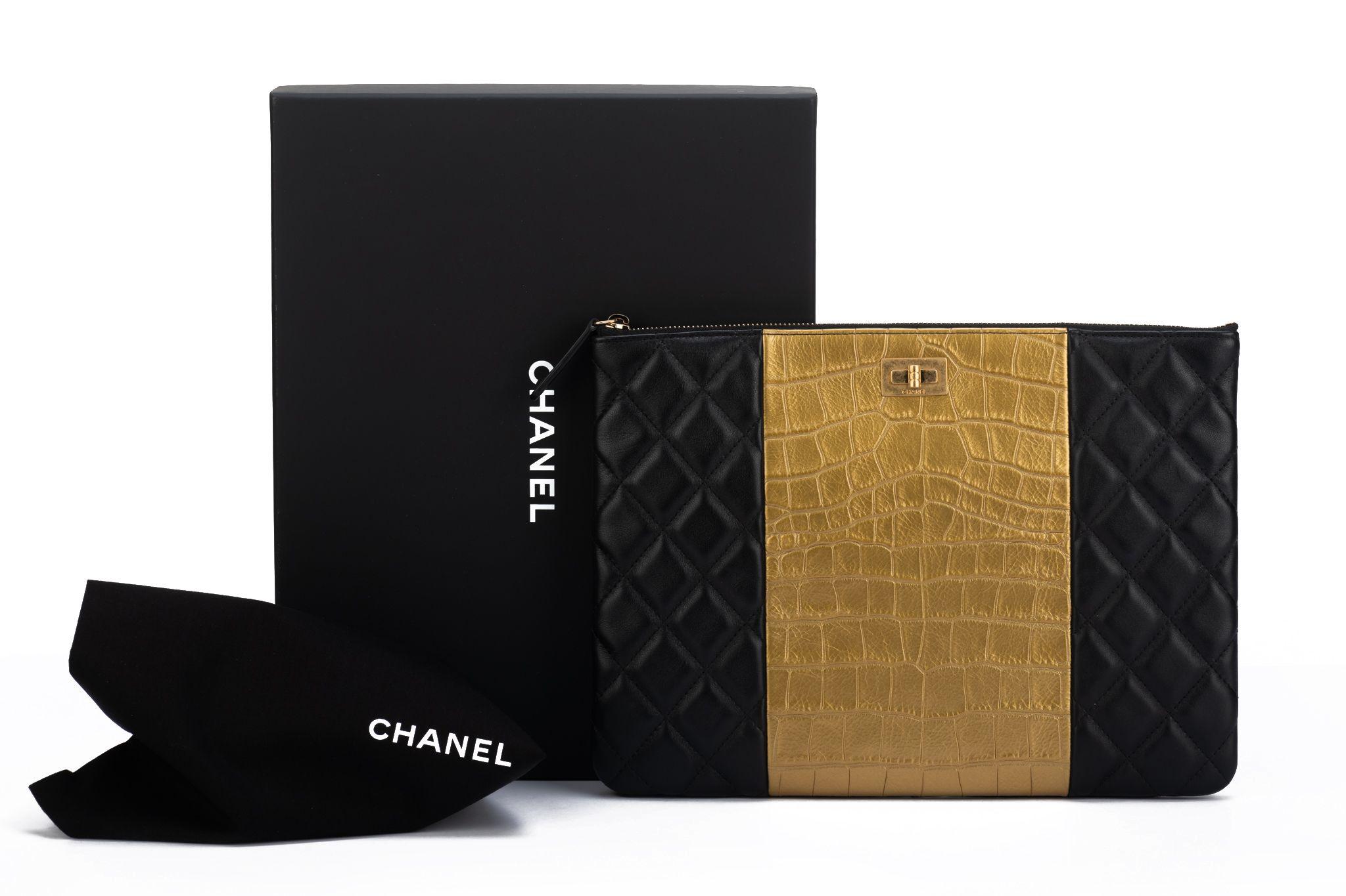 Chanel BNIB Black & Gold Croc Clutch For Sale 7
