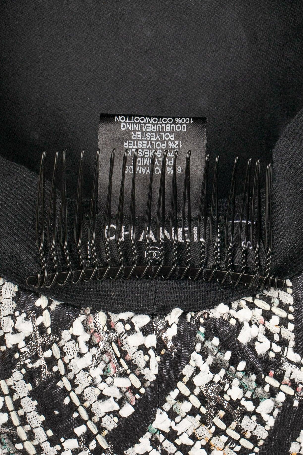 Chanel boater Multicolored, Black, and White Tweed Hat, 2016 For Sale 5