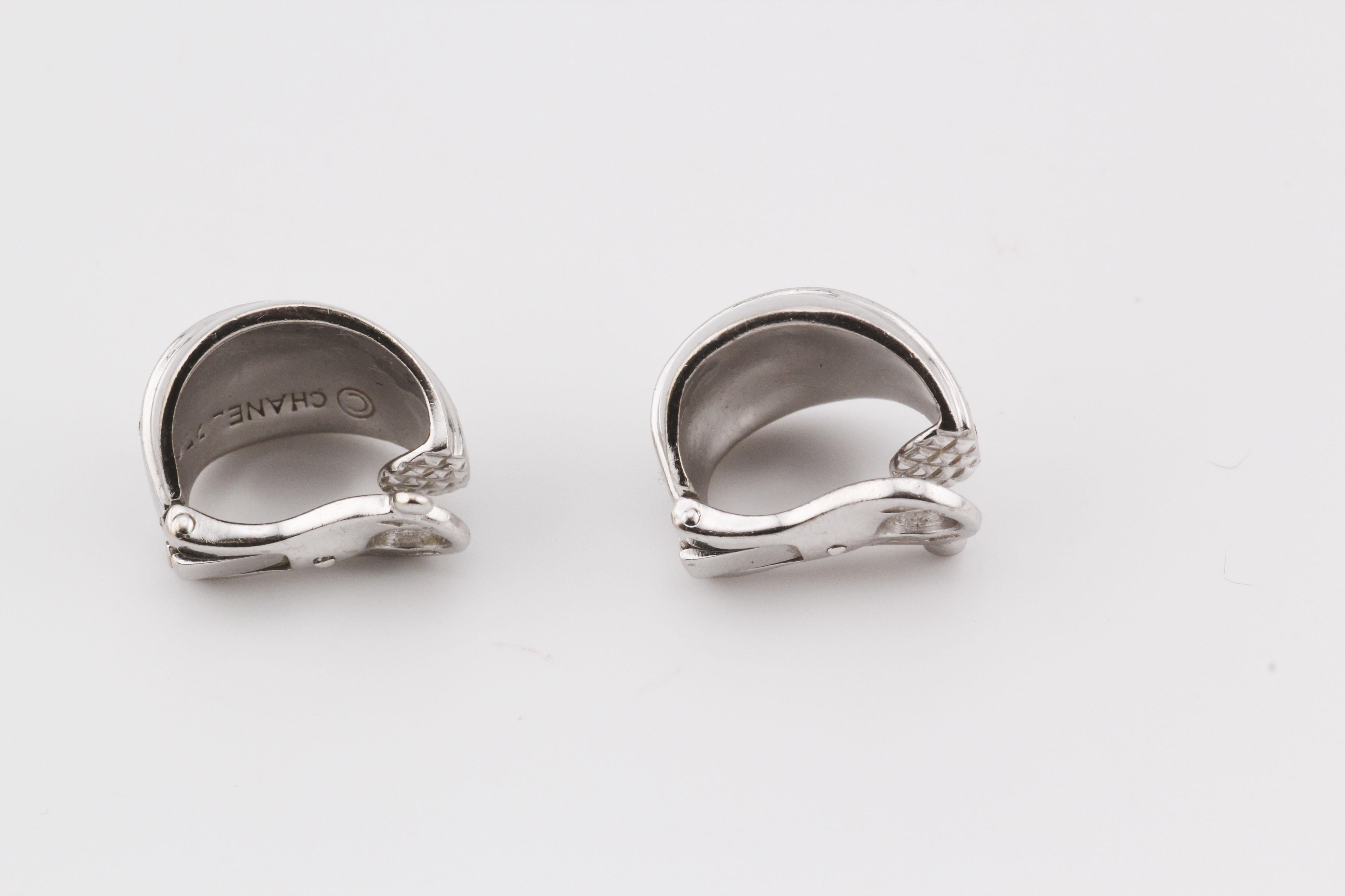 Chanel Bolduc Diamond 18k White Gold Earrings In Good Condition In Simpsonville, SC