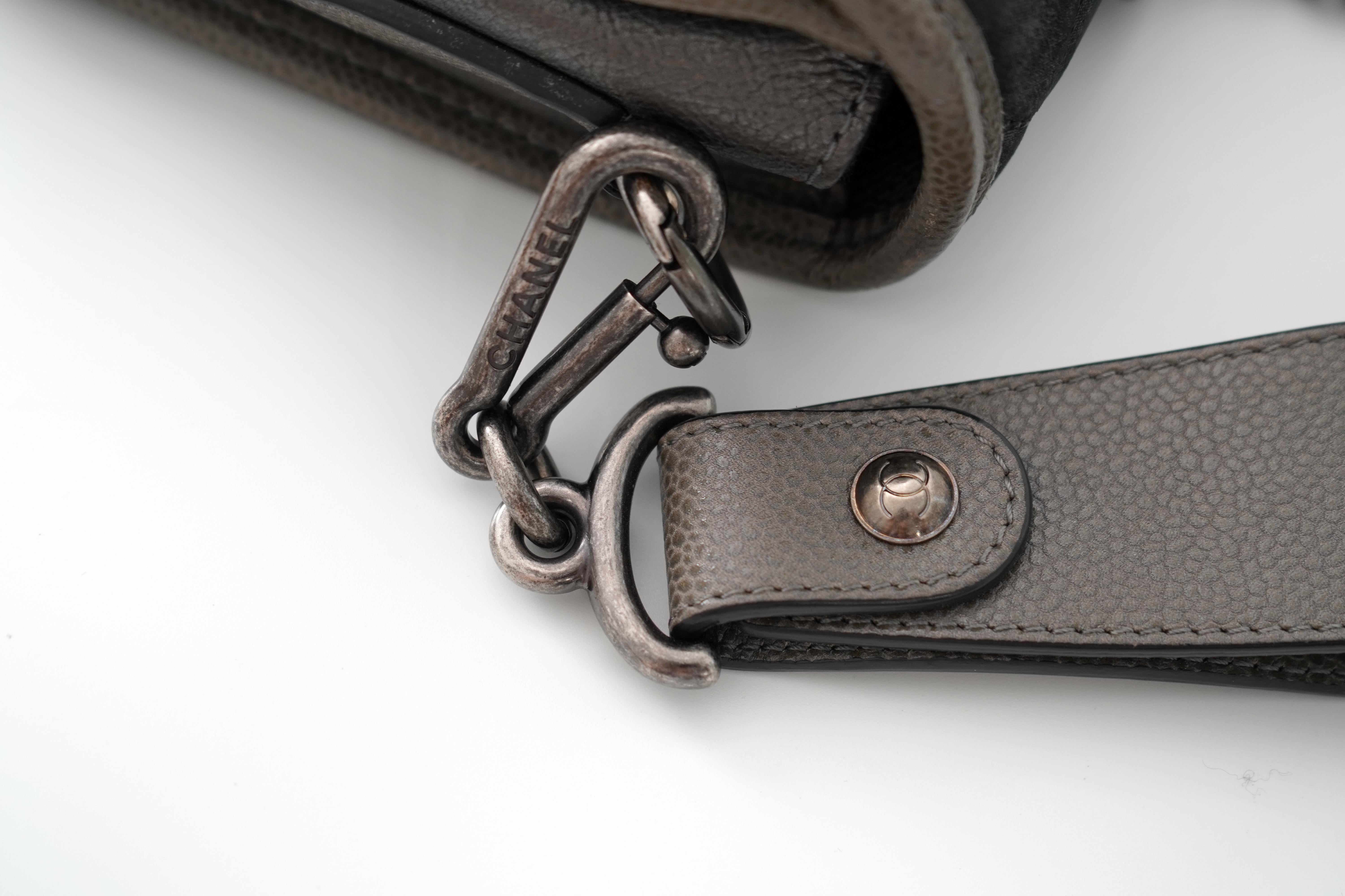 Chanel Bombay Messenger Bag für die Rückkehr zur Schule im Angebot 6