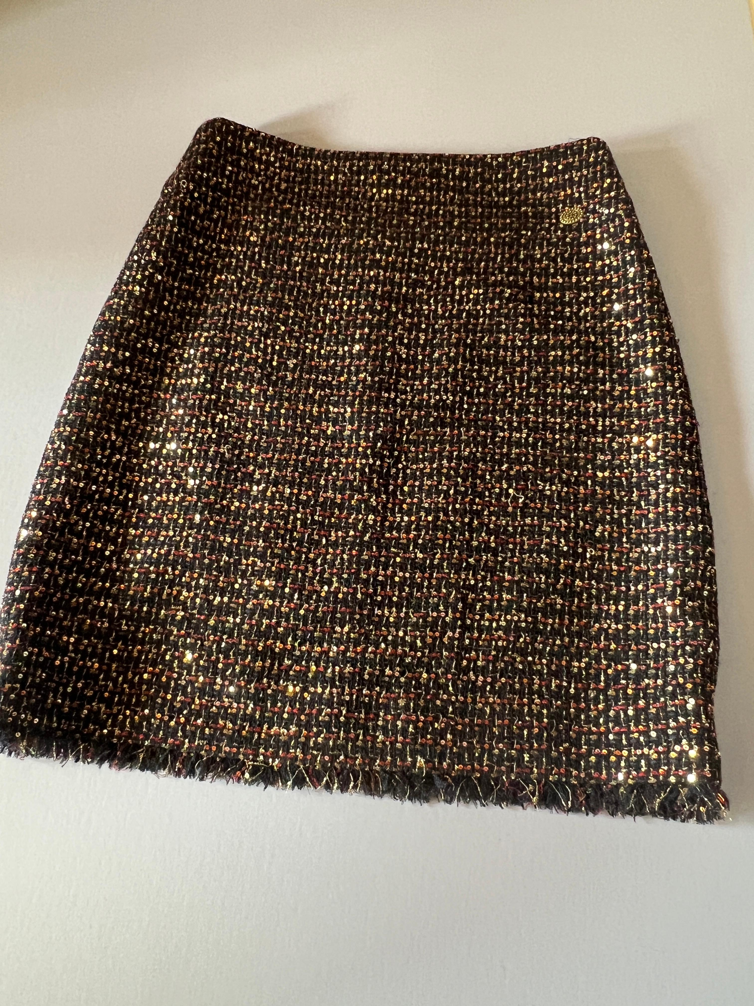 Chanel Bombay Electric Shimmer Lesage Tweed Skirt 6