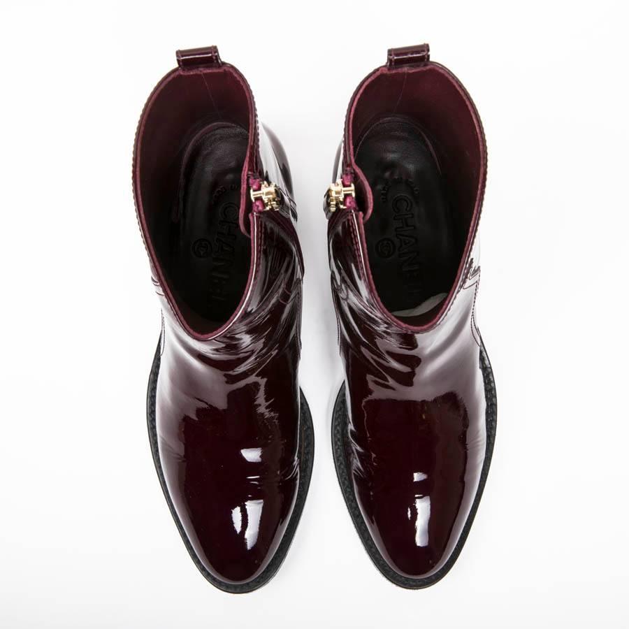 CHANEL Boots in Burgundy Patent Leather Size 37FR 2