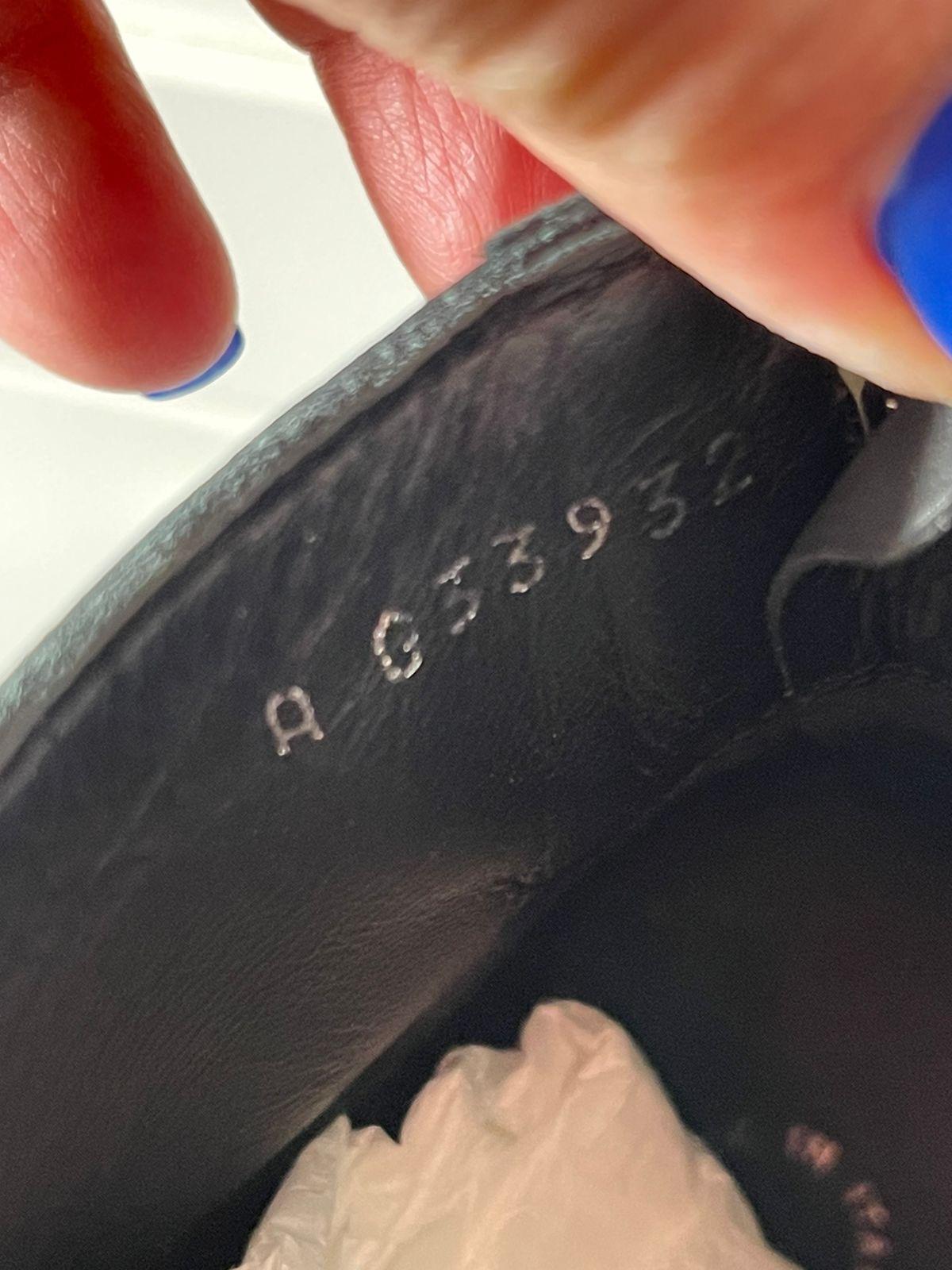 Chanel Stiefel mit Perlen und Ketten Schwarz für Damen oder Herren im Angebot