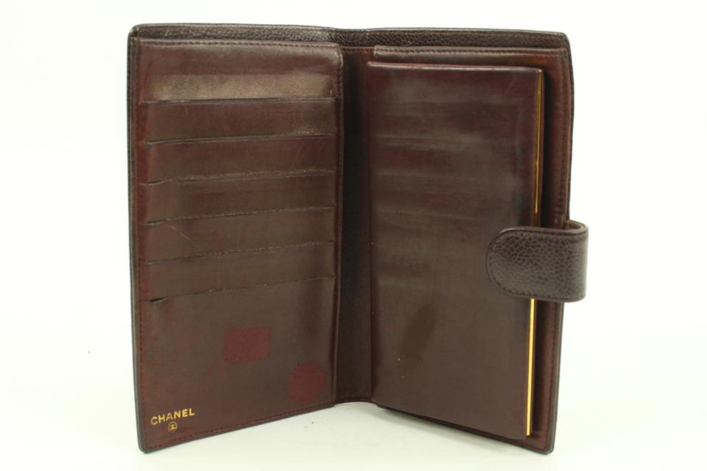 Chanel Bordeaux Caviar Leather CC Logo Long Bifold Flap Wallet 42ck224s In Good Condition In Dix hills, NY