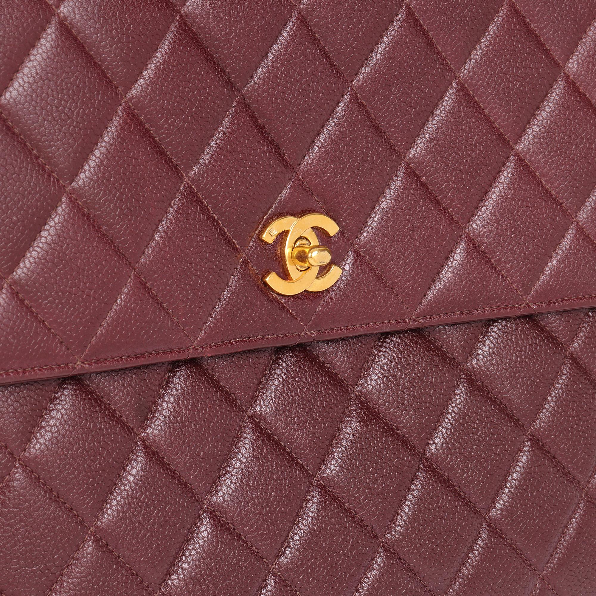 CHANEL Bordeaux Quilted Caviar Leather Vintage Classic Kelly  In Excellent Condition For Sale In Bishop's Stortford, Hertfordshire