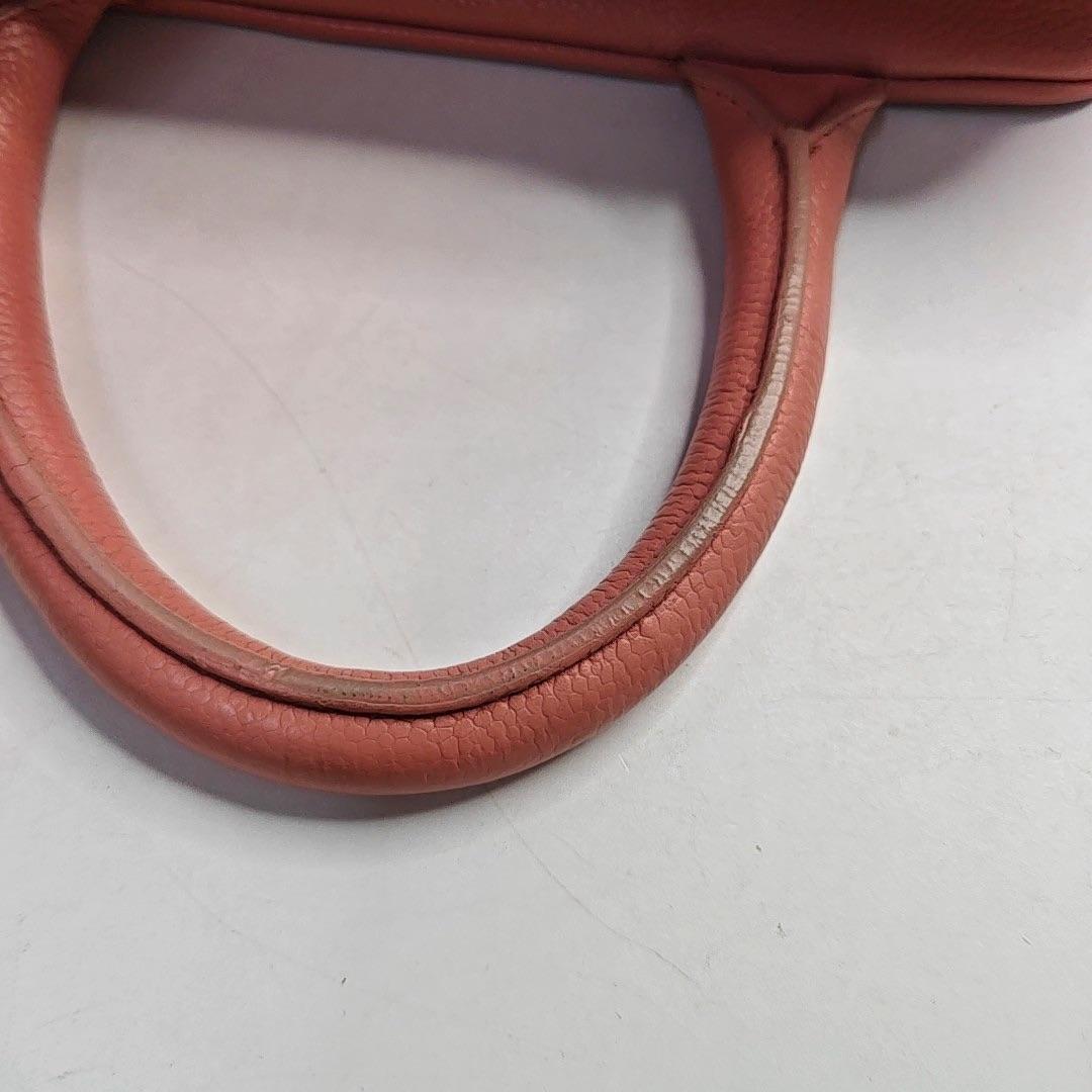 Chanel Boston Bowling Bag Petit sac à main en cuir caviar rose en vente 5