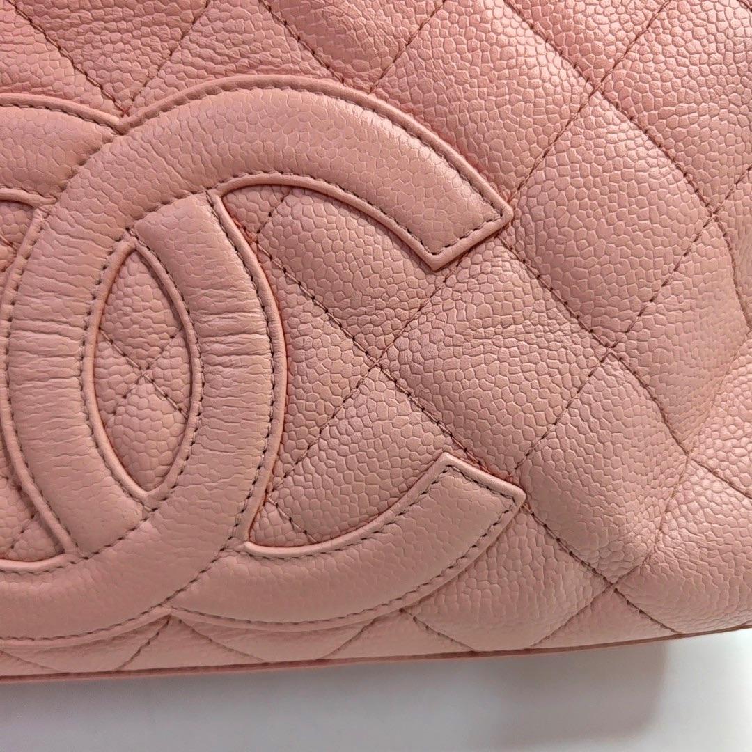 Chanel Boston Bowling Bag Petit sac à main en cuir caviar rose en vente 2