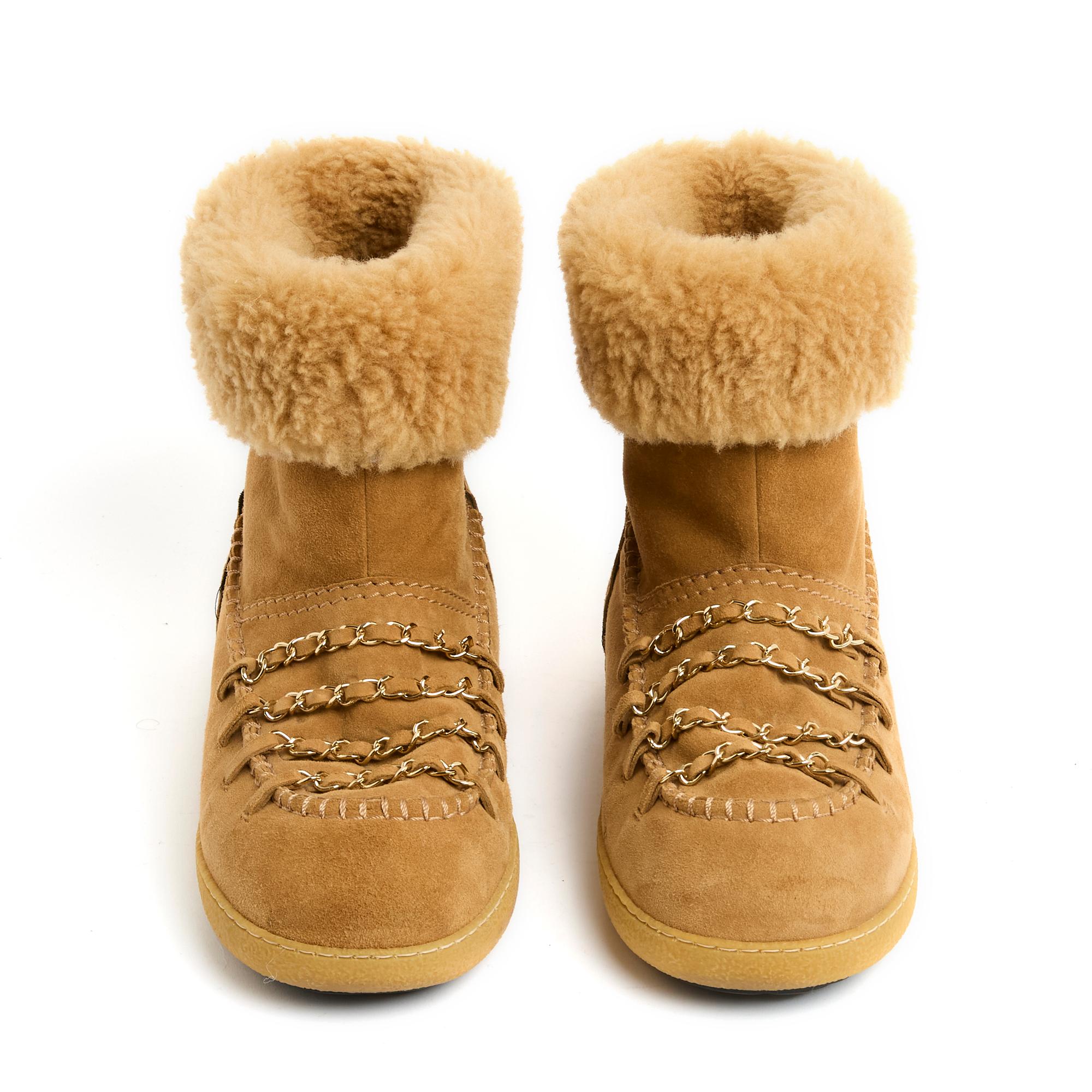 Marrone Chanel Bottines Coco Neige EU39 Foderato in Camoscio Classique Stivali a Catena UK6 US8.5 in vendita