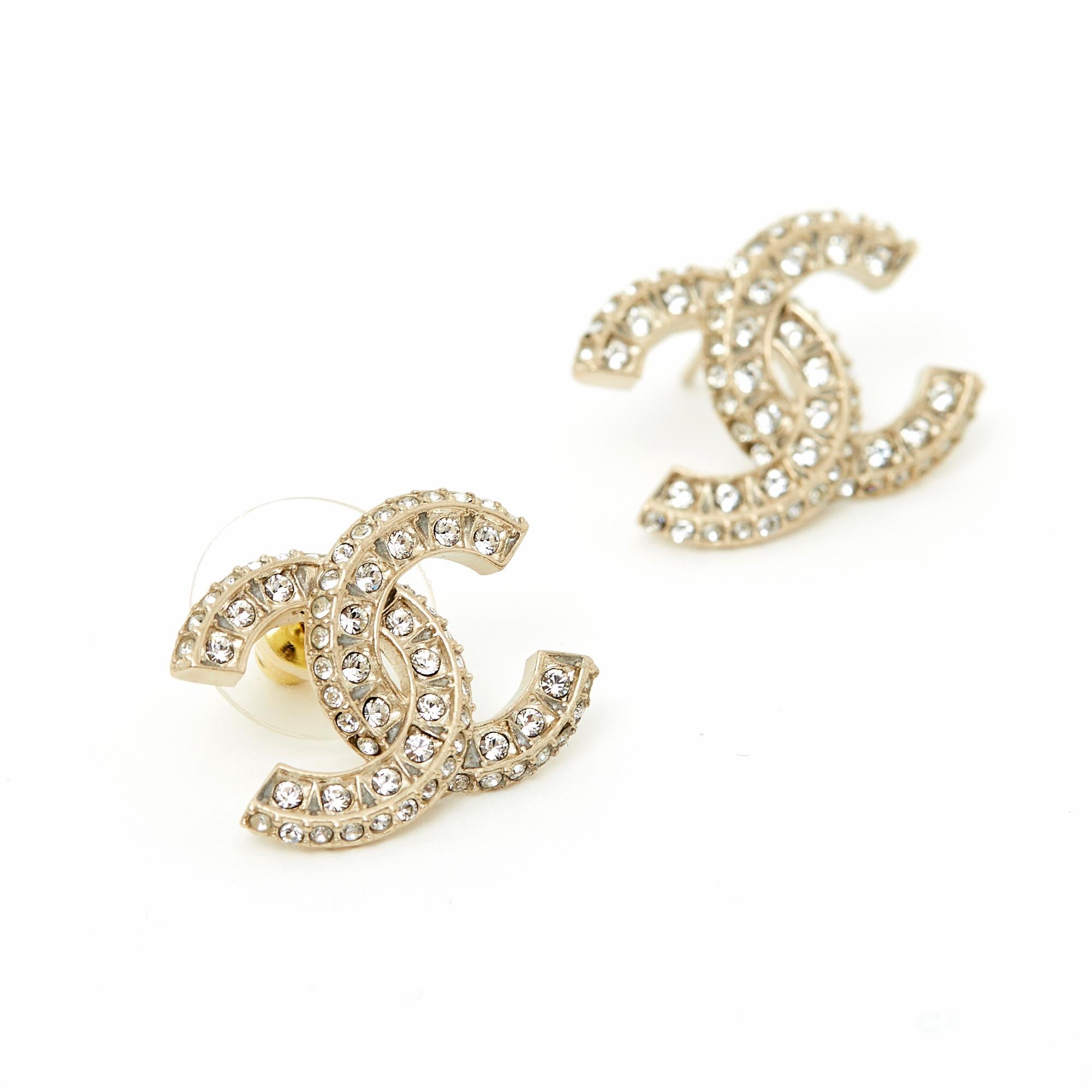 Taille brillant Chanel Boucles d'oreille Clous Golden CC cristal double row Earrings Studs