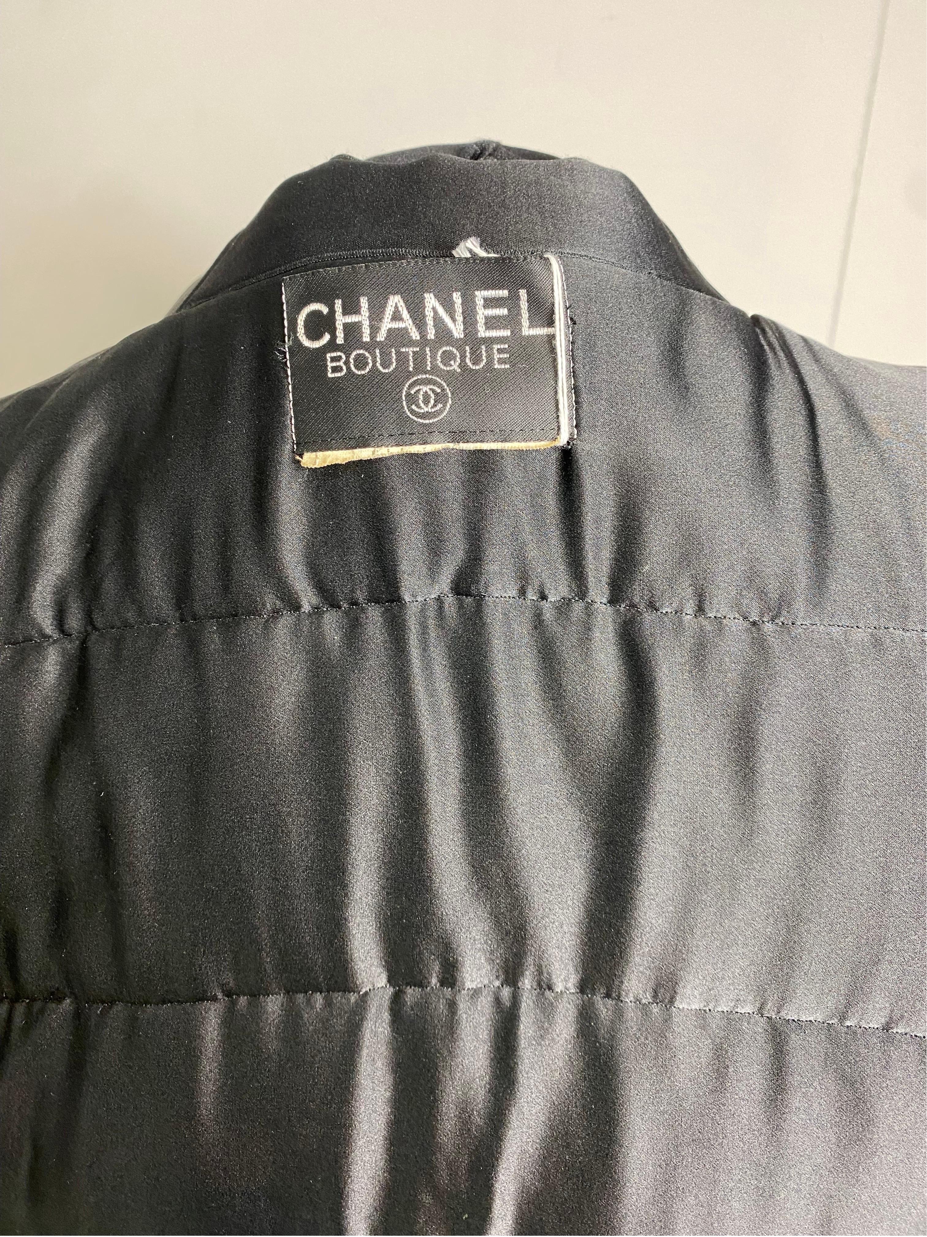 Chanel Boutique 1990/91 vintage quilted electric blue bomber jacket For Sale 4
