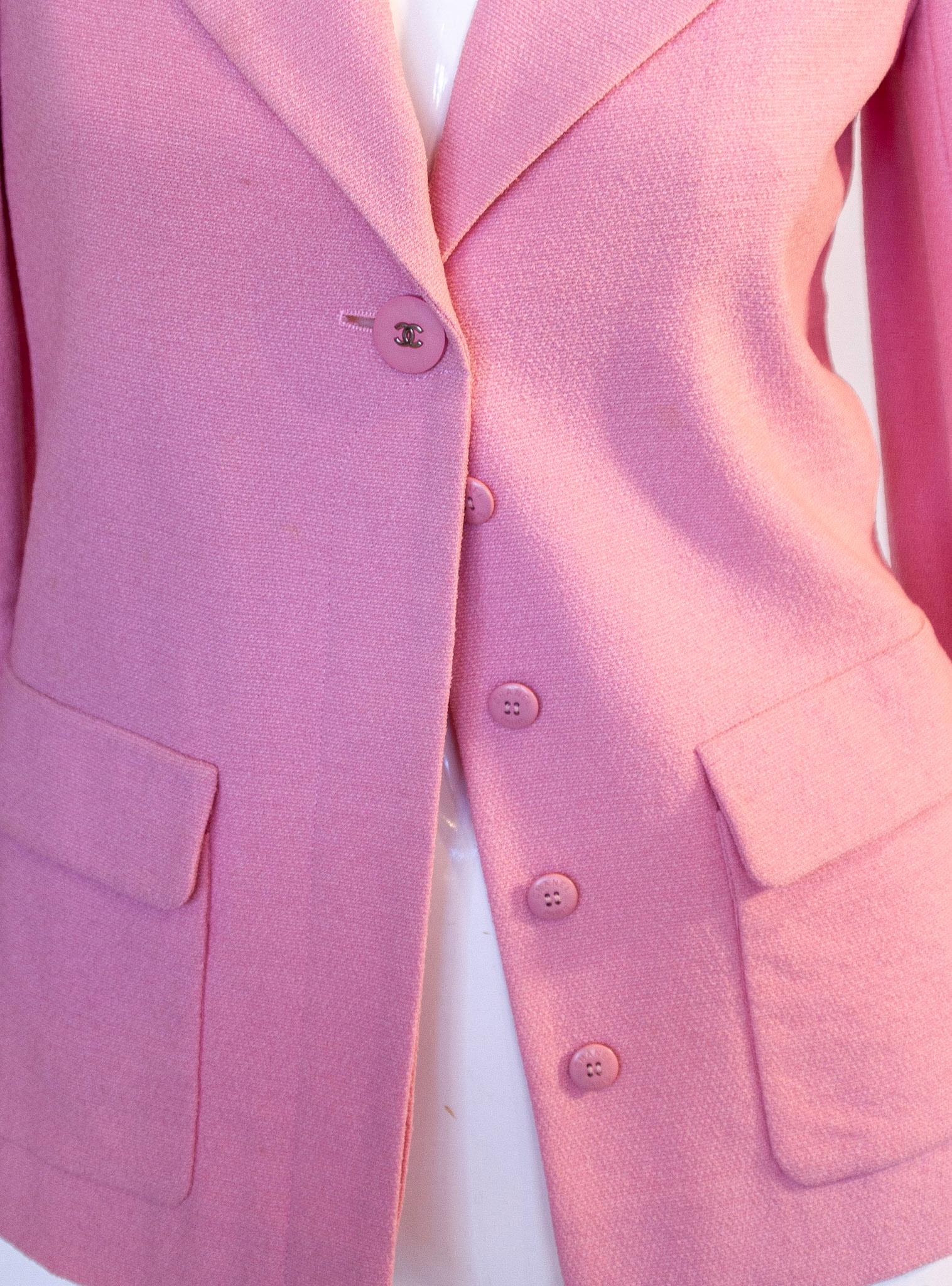 Chanel Boutique 1998 Cruise Collection Pink Blazer  For Sale 5