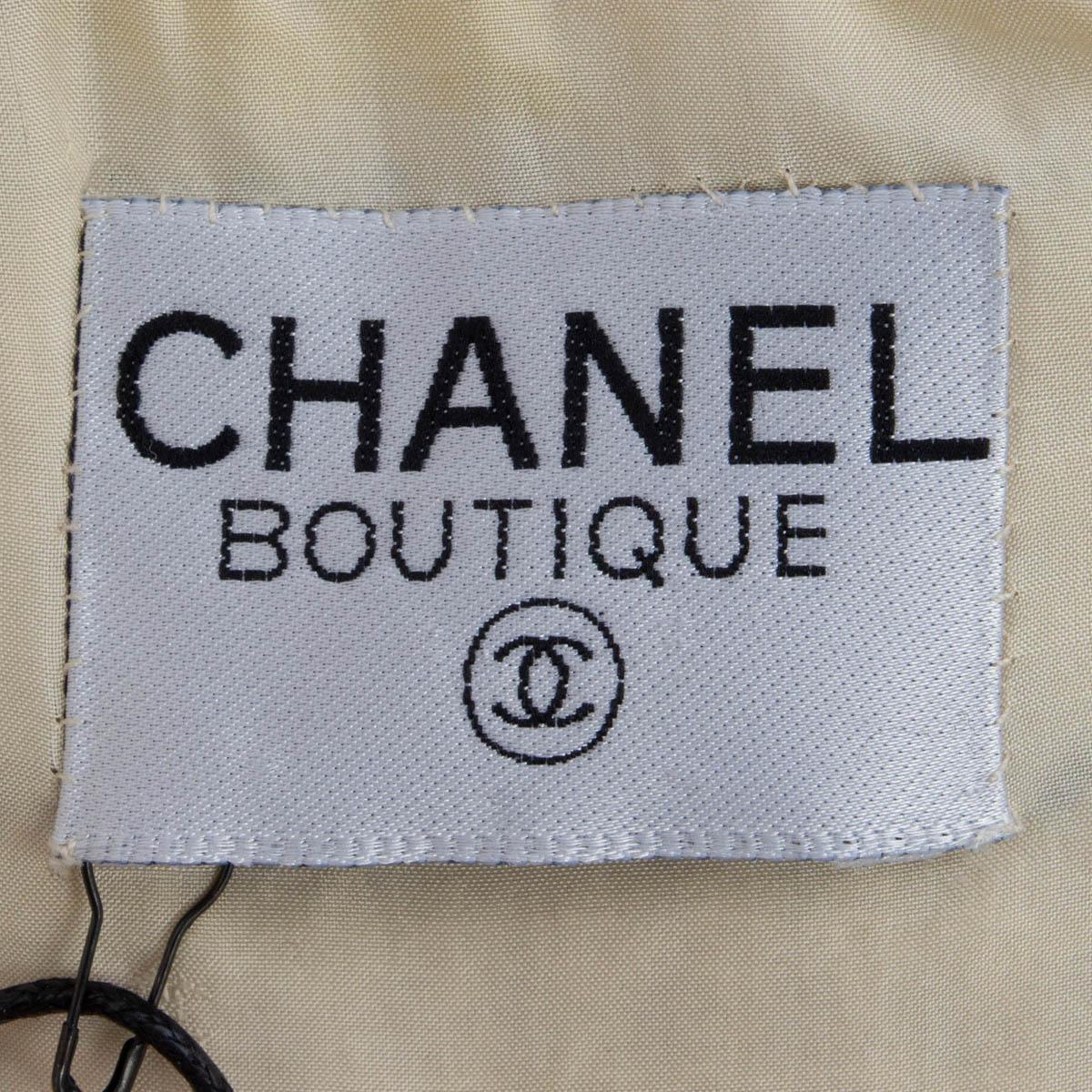 CHANEL BOUTIQUE beige & navy wool STRIPED TWEED Jacket S For Sale 4