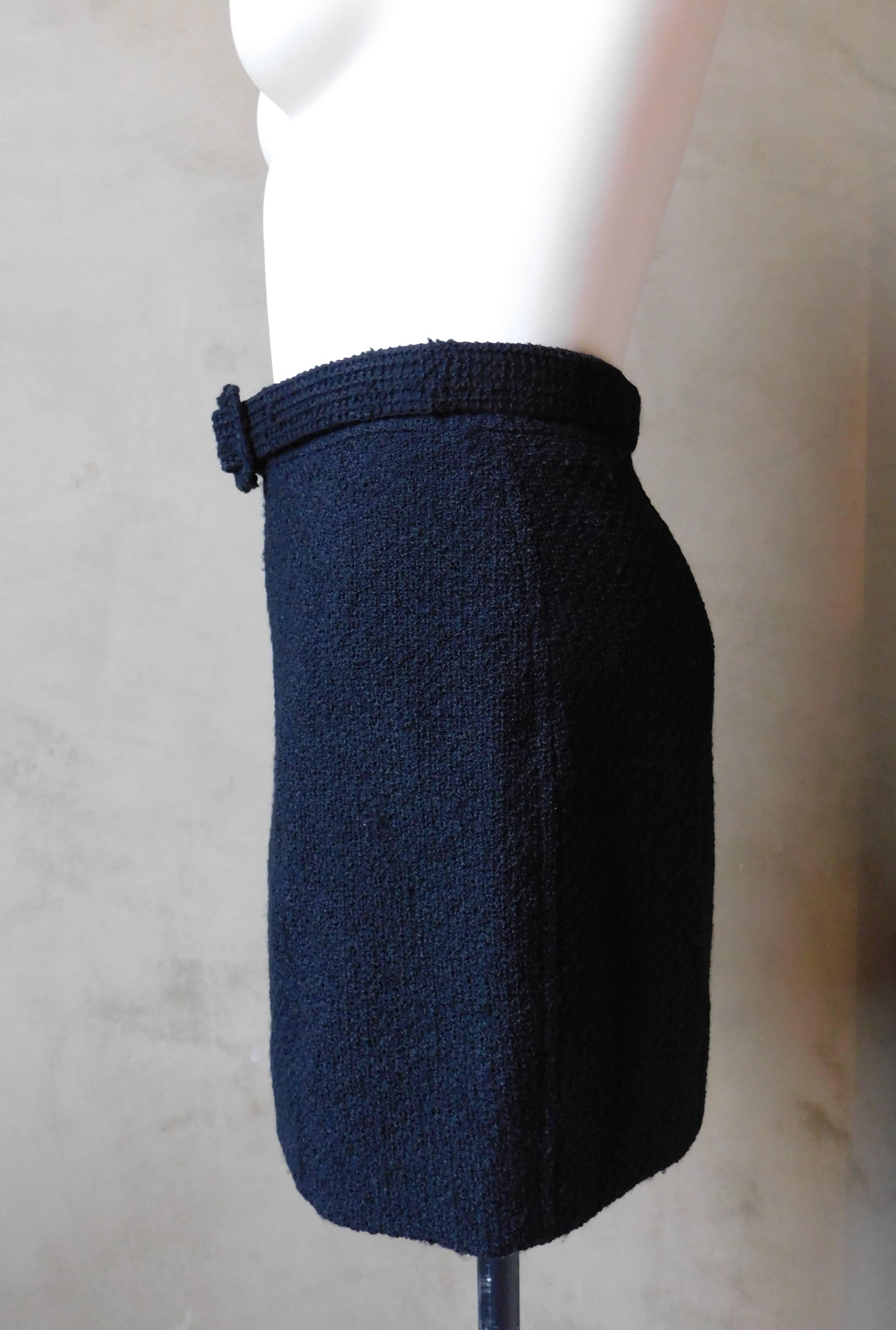 Chanel Boutique Black Boucle Wool Mini Skirt In Good Condition In Antwerp, BE