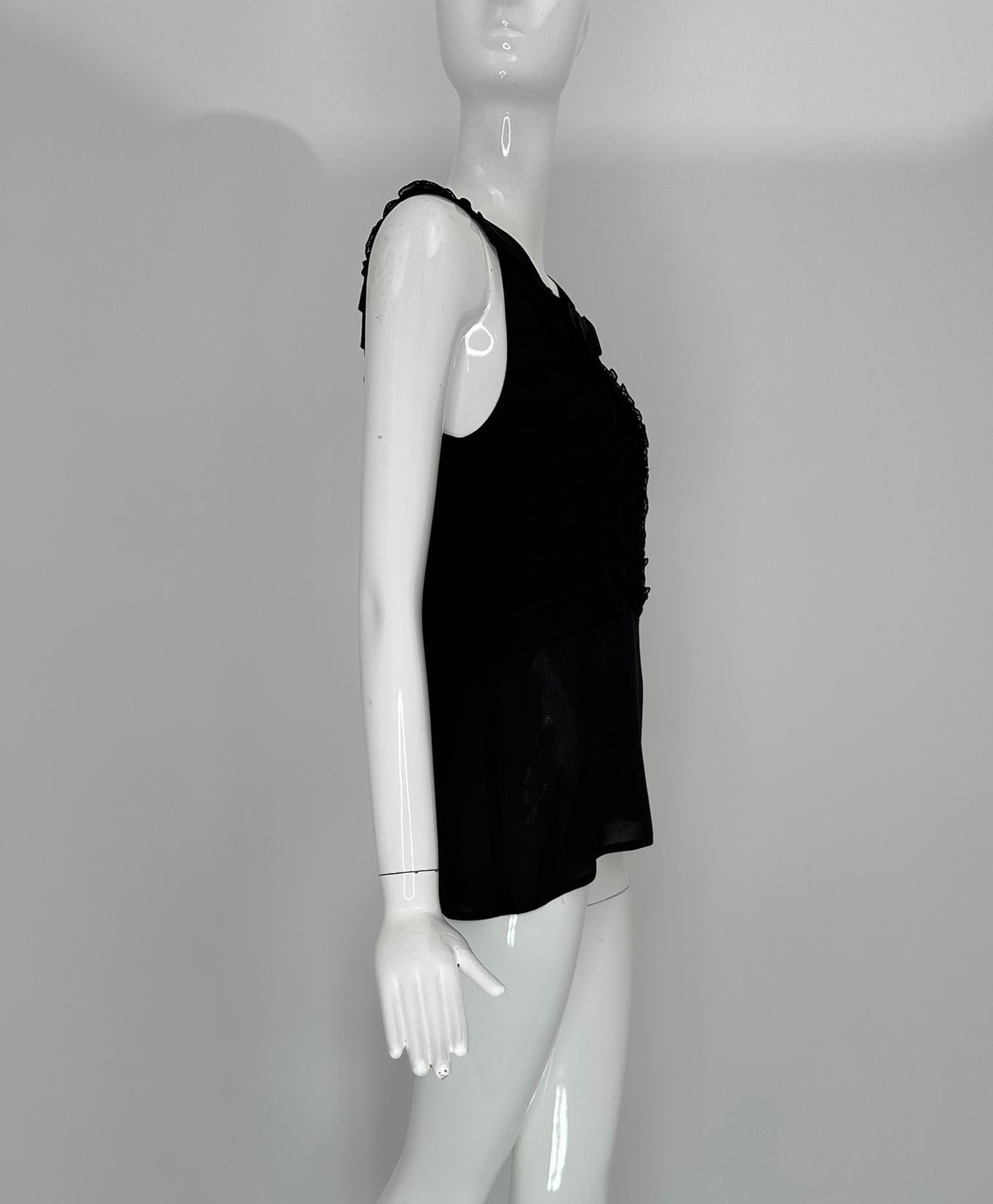 Chanel Boutique Nero Pizzo Pettorina Collo Fiocco Plissettato Top Senza Maniche Piccolo in vendita 8
