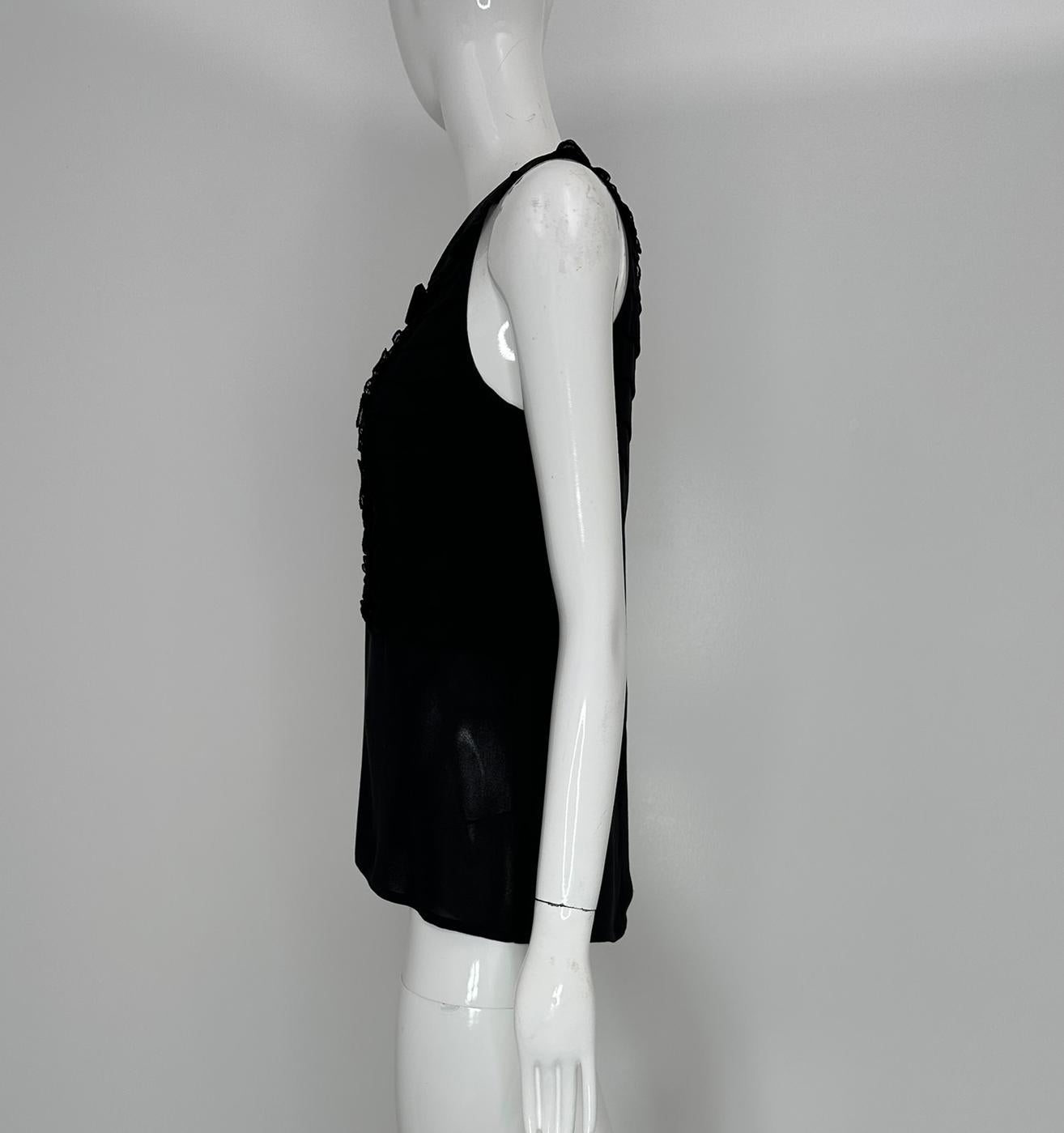Donna Chanel Boutique Nero Pizzo Pettorina Collo Fiocco Plissettato Top Senza Maniche Piccolo in vendita