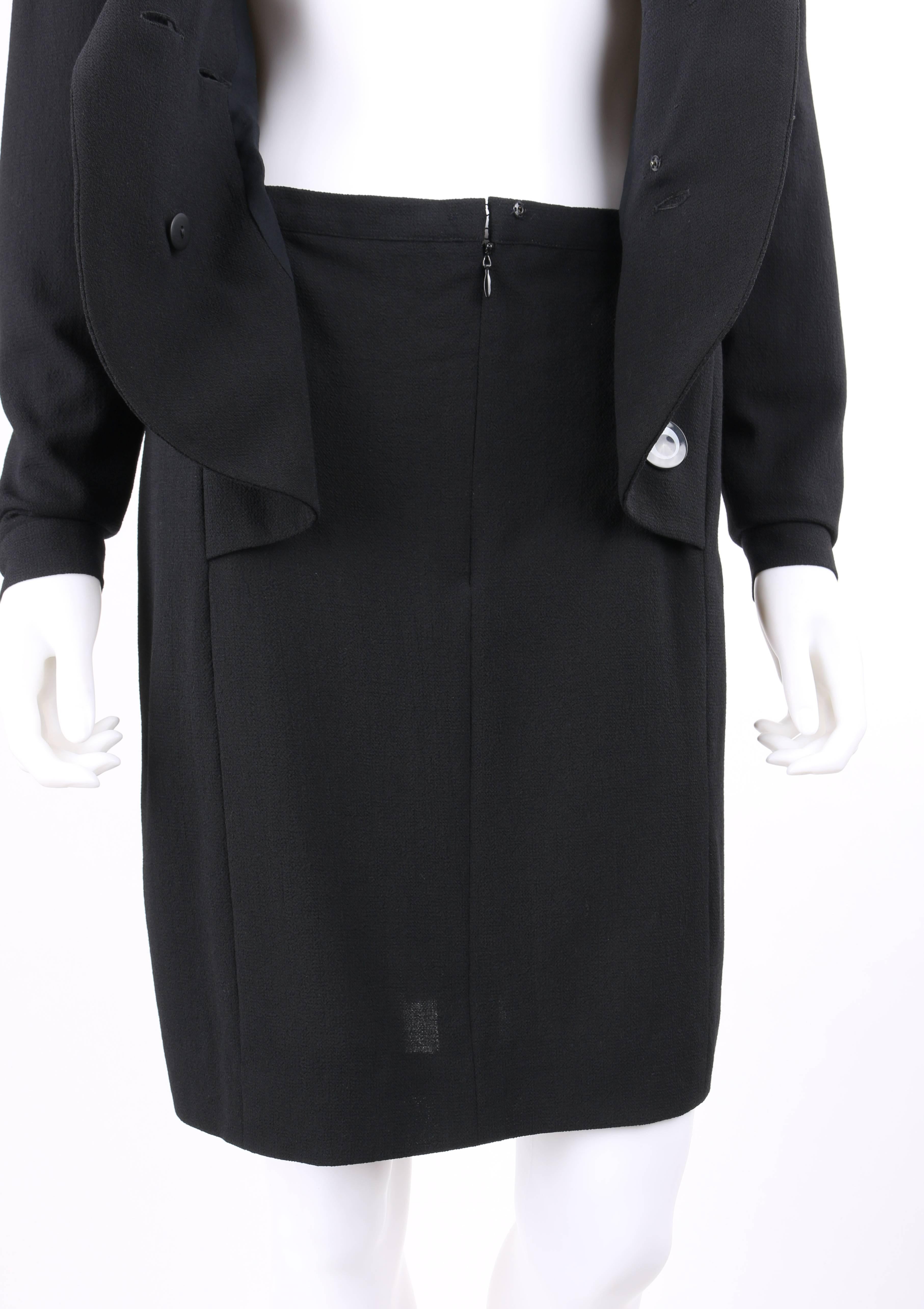 CHANEL Boutique c.1980's Black Wool Crepe Double Breasted One Piece Dress Suit 2