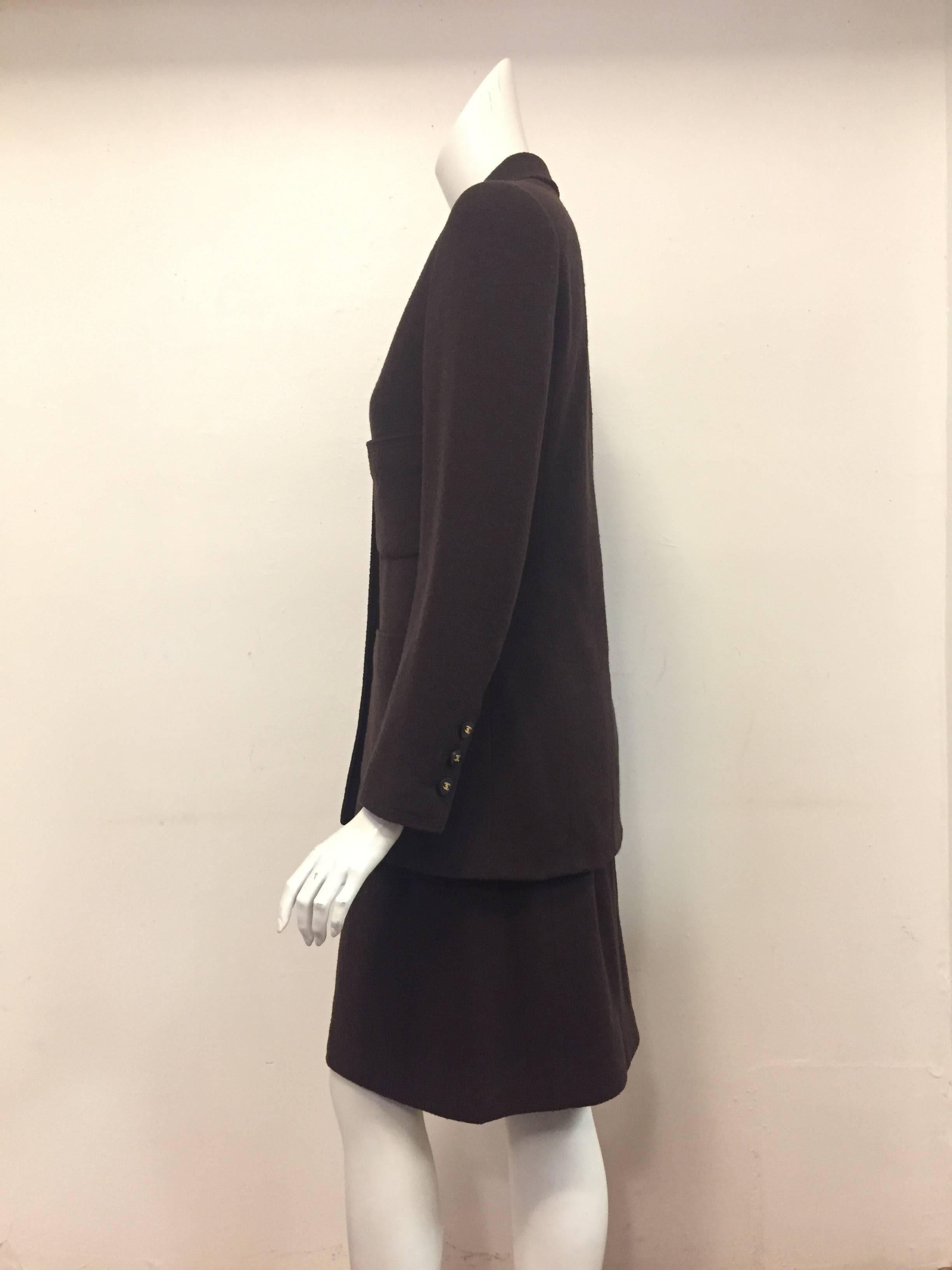 Chanel Boutique Chocolate Wool Blend Skirt Suit with Longer Length Jacket In Excellent Condition For Sale In Palm Beach, FL