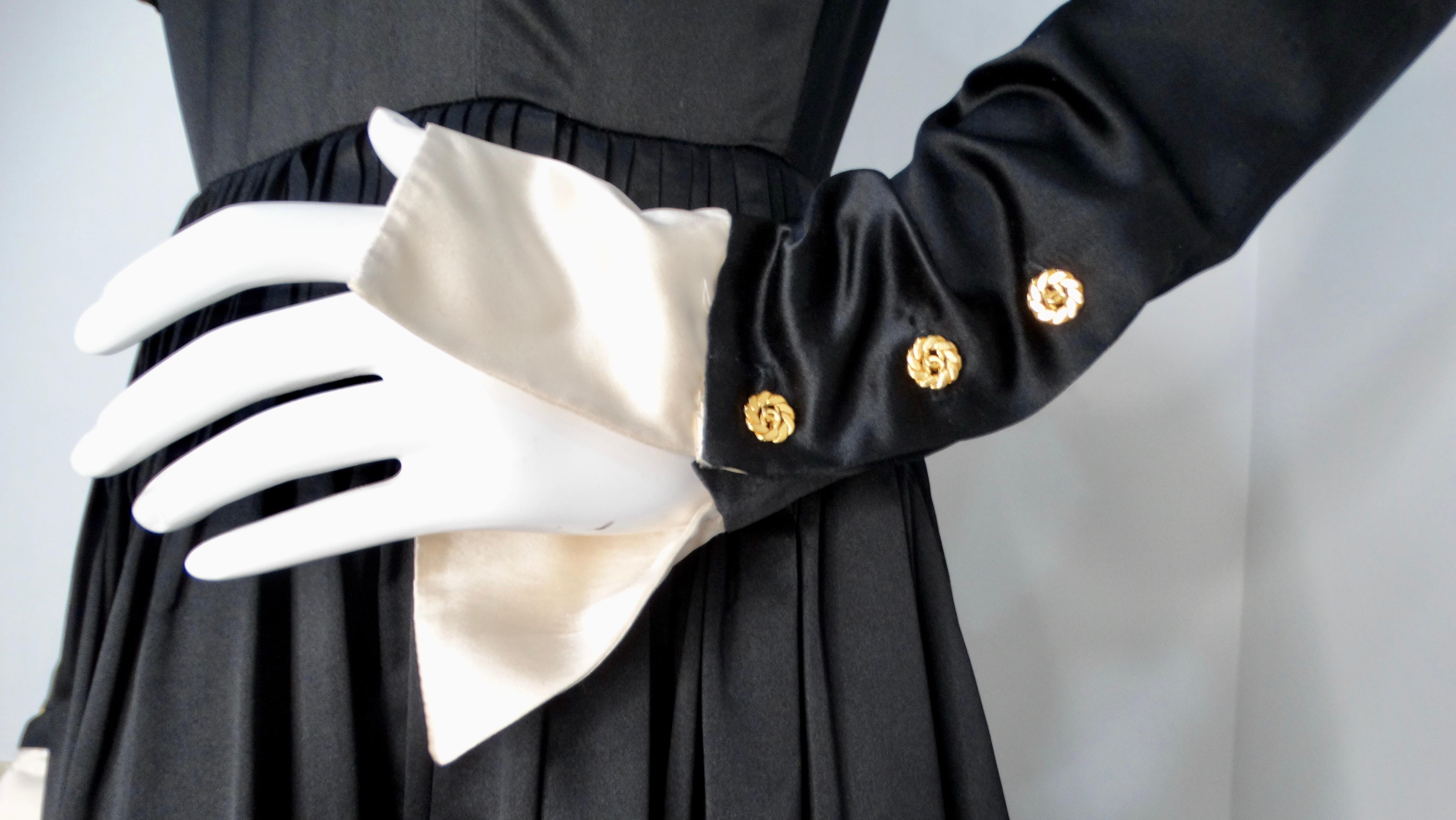Chanel Boutique Años 80 Vestido de baile plisado de seda negra 5