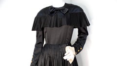 Chanel Boutique Circa 1980er Schwarzes plissiertes Ballkleid aus Seide